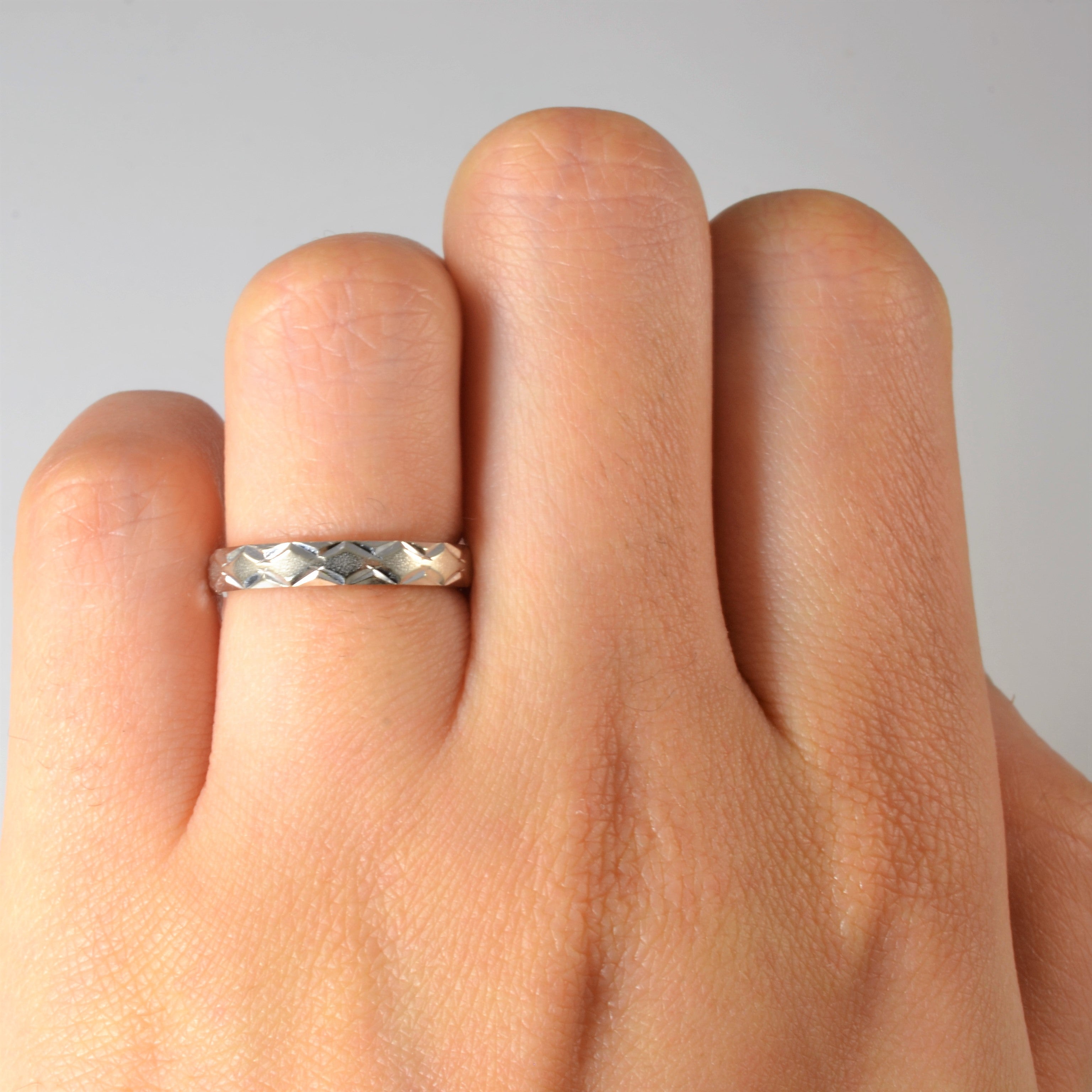 Textured White Gold Band | SZ 5 |