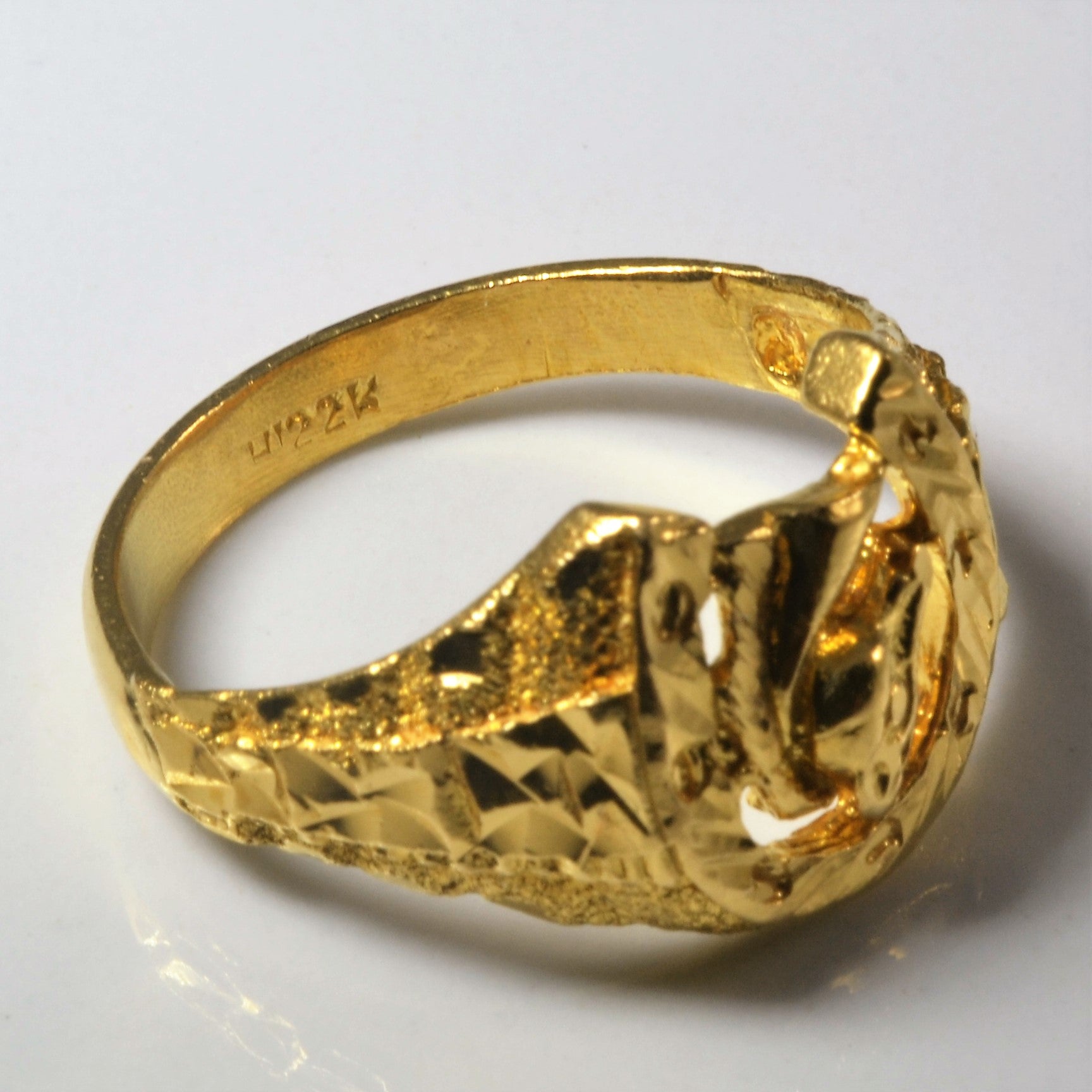 22k Gold Horseshoe Ring | SZ 10 |