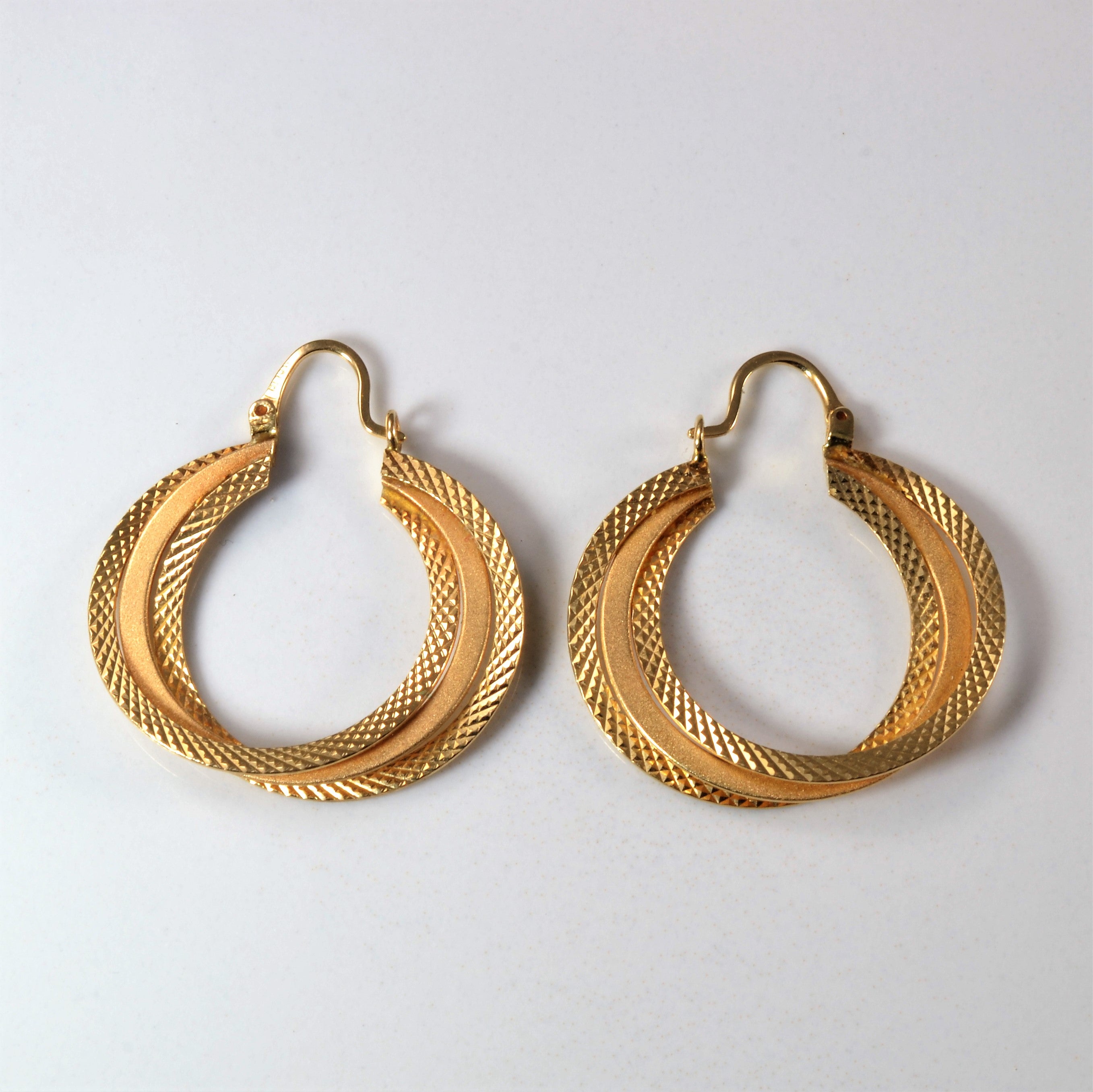 Textured Swirl Hoop Earrings |