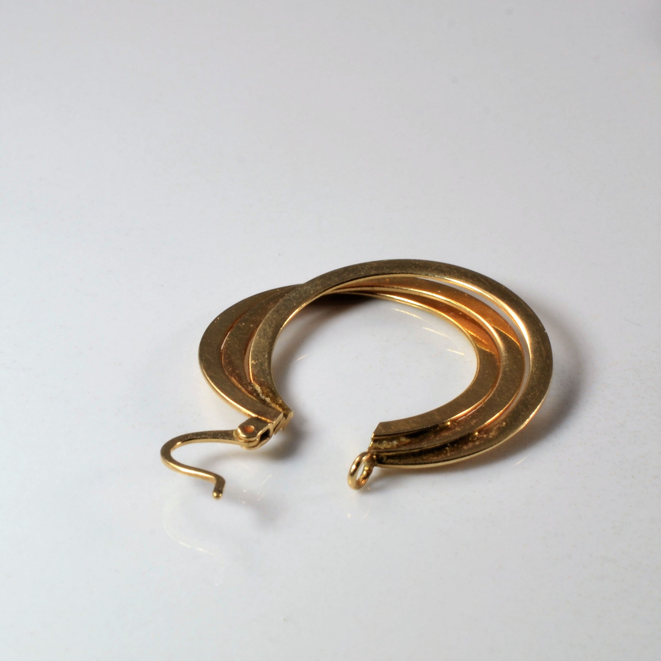 Textured Swirl Hoop Earrings |