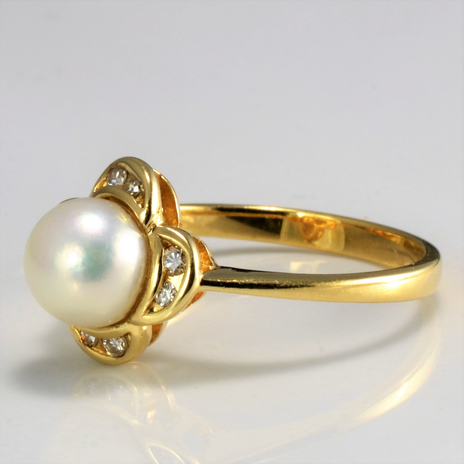 Pearl & Diamond Cocktail Ring | 0.06 ctw, SZ 6.75 |