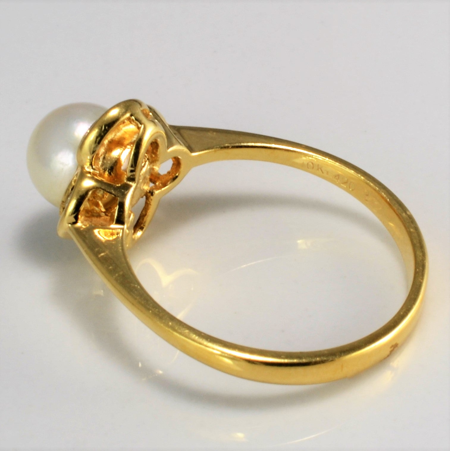 Pearl & Diamond Cocktail Ring | 0.06 ctw, SZ 6.75 |