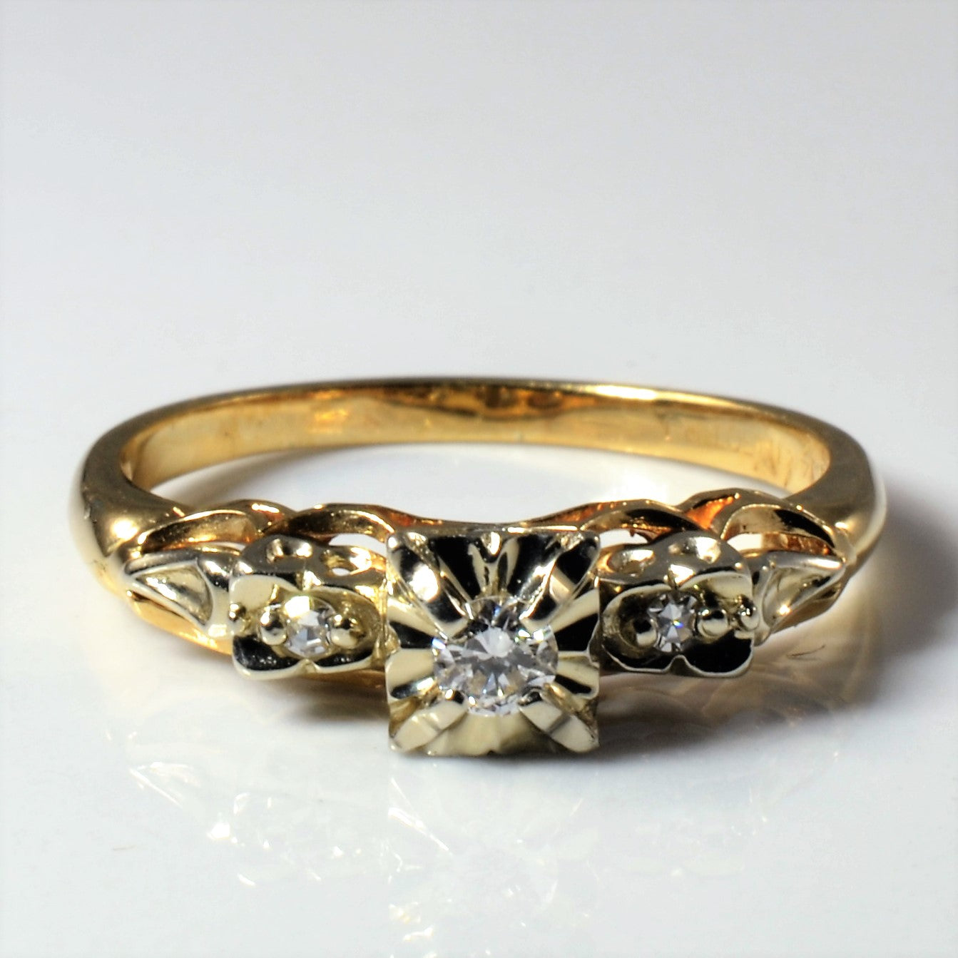 Retro Three Stone Diamond Ring | 0.12ctw | SZ 7.75 |