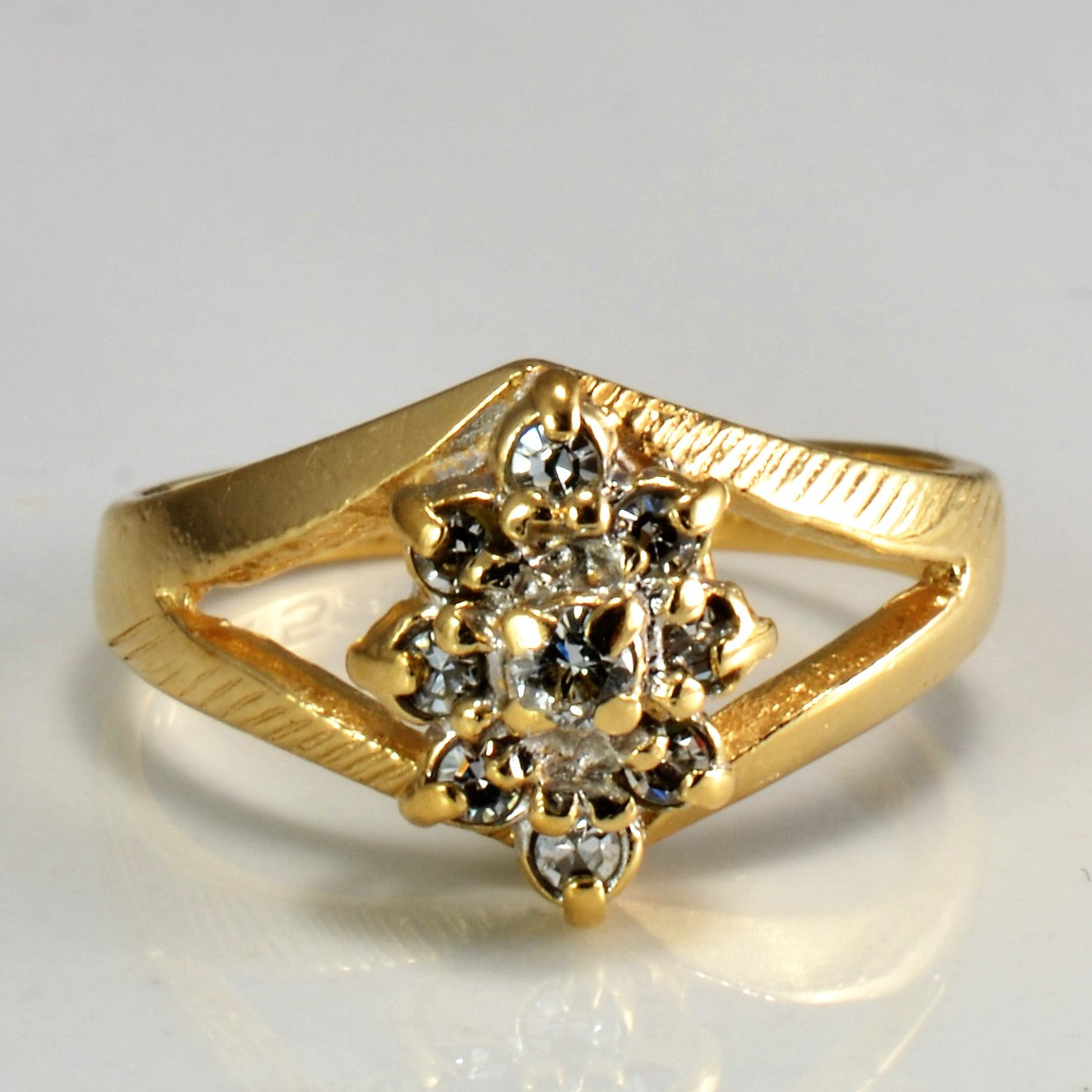 Split Shank Cluster Diamond Ring | 0.13 ctw, SZ 4.25 |