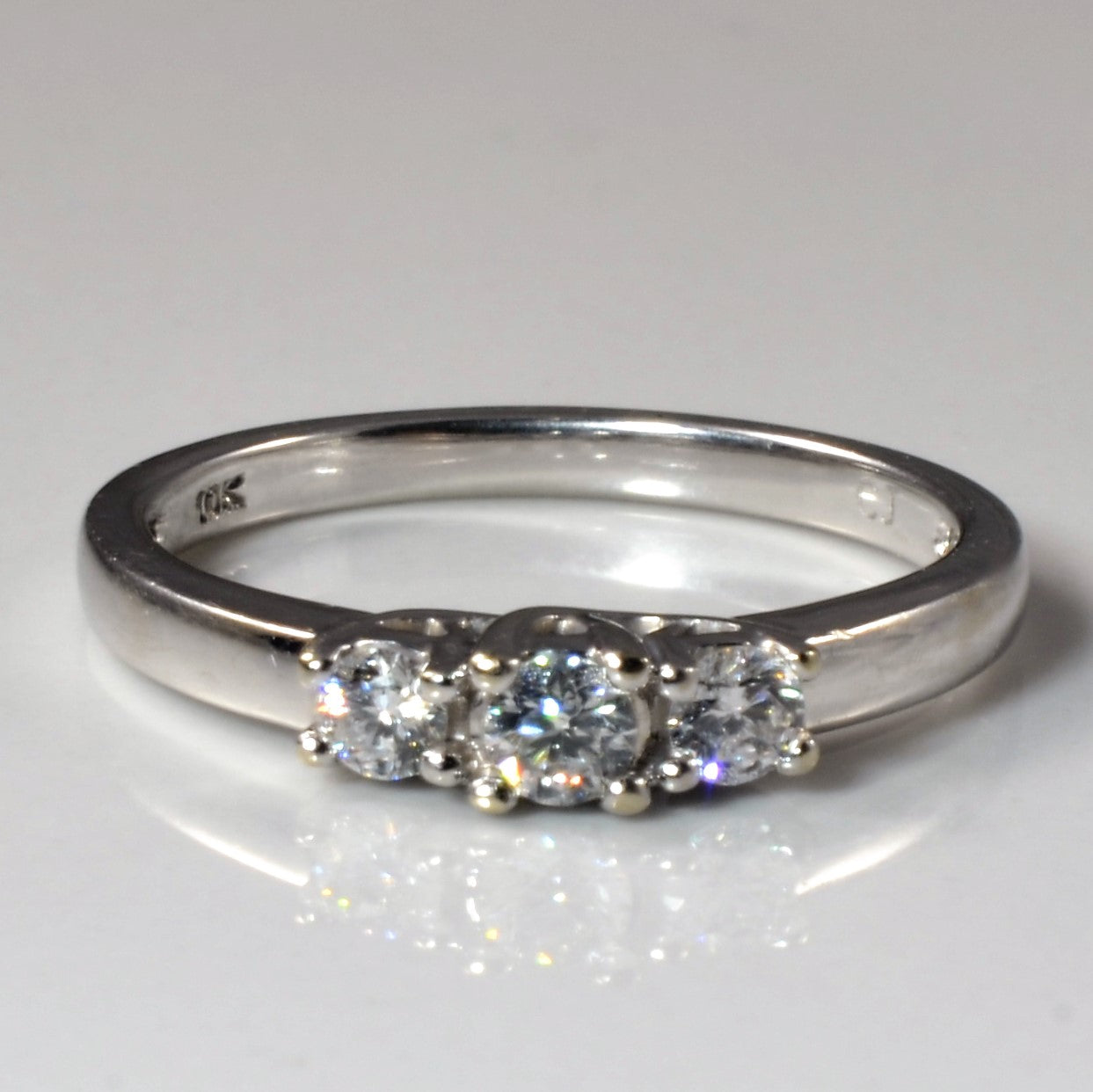 Three Stone Diamond Ring | 0.22ctw | SZ 6.5 |