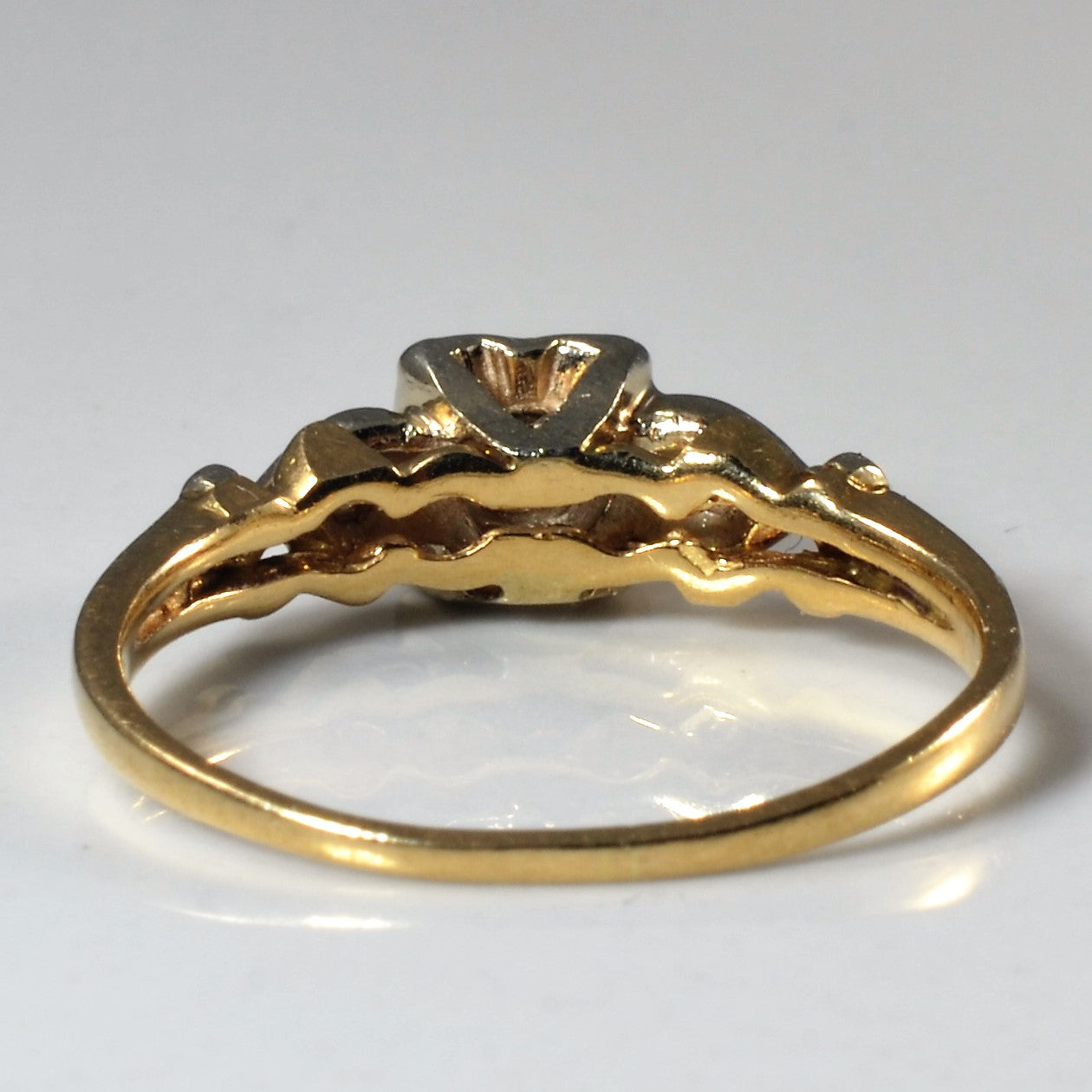 Retro Heart Detailed Three Stone Ring | 0.08ctw | SZ 4.75 |