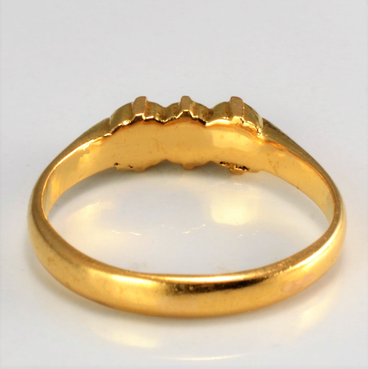 Three Stone Diamond Ring | 0.27 ctw, SZ 7.75 |