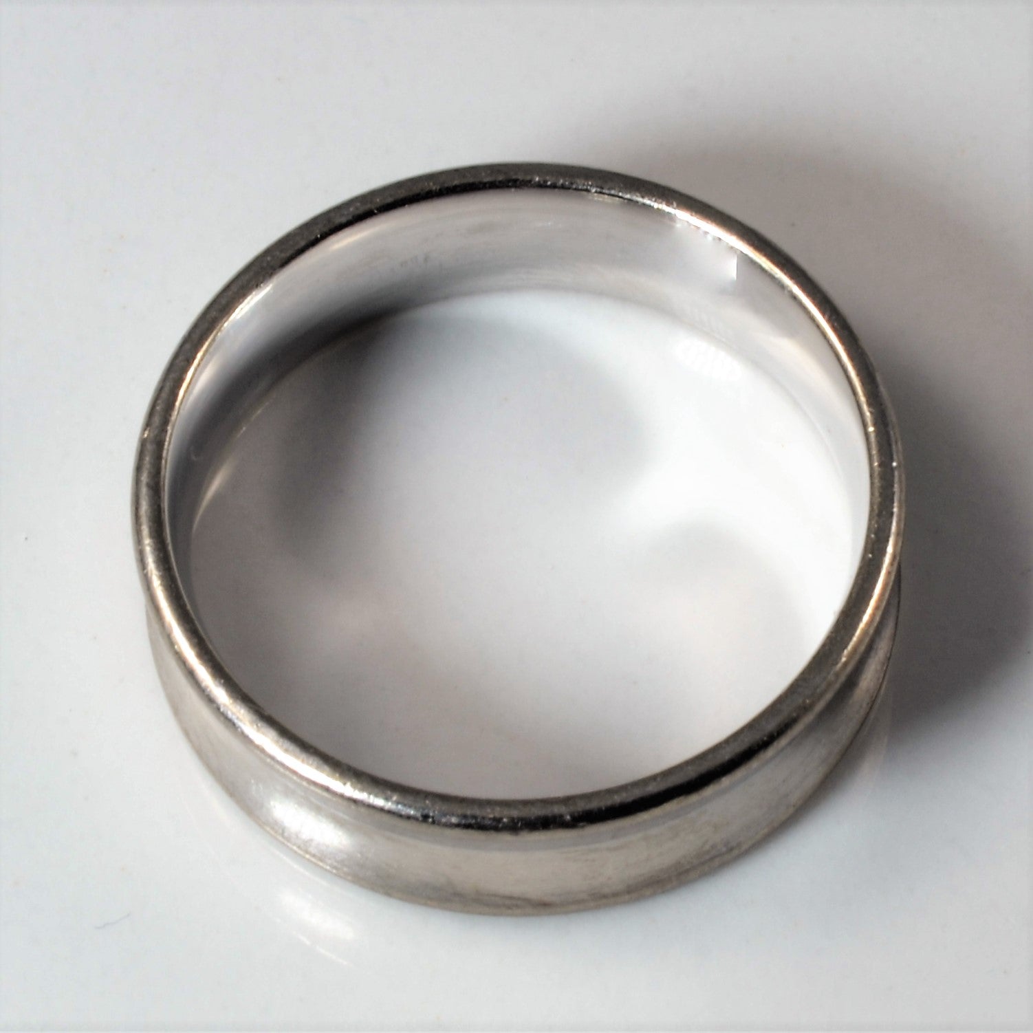 White Gold Concave Band | SZ 8.75 |