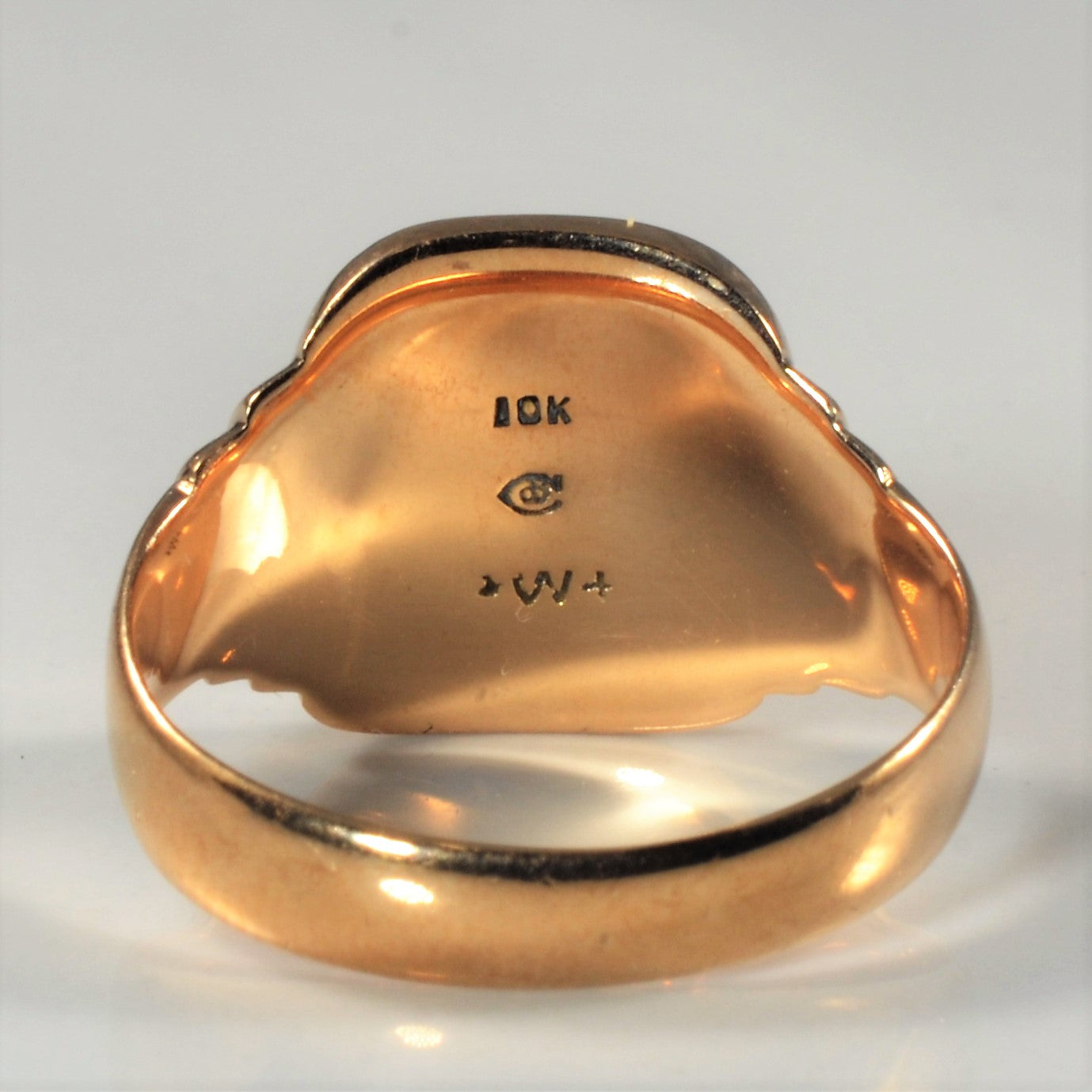 Yellow Gold Signet Ring | SZ 9.5