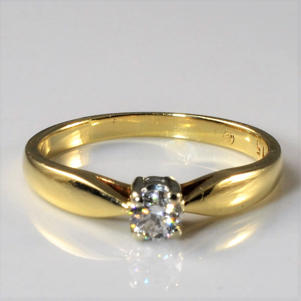 Solitaire Diamond Petite Ring | 0.14ct | SZ 5 |