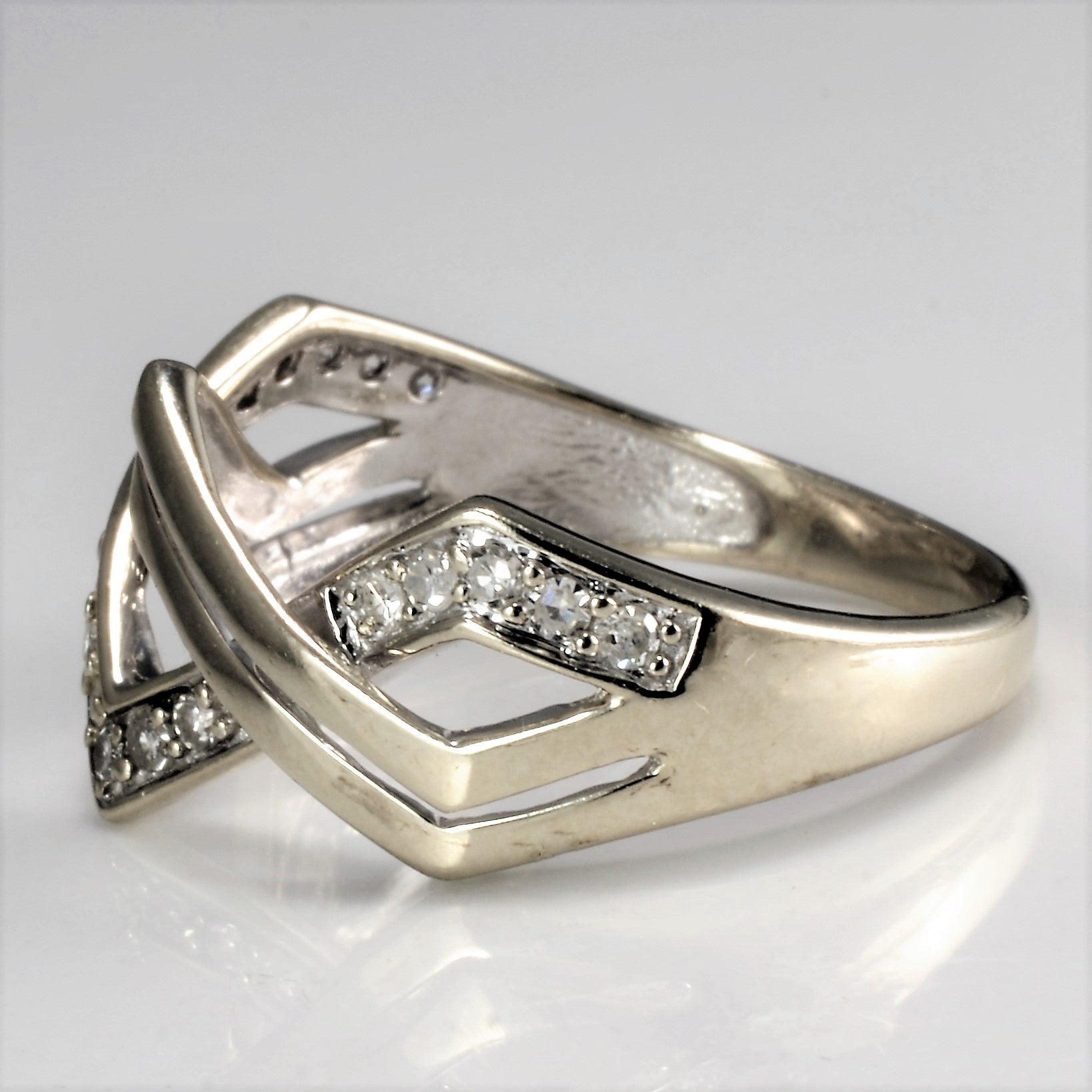 Textured Intertwined Diamond Ladies Ring | 0.20 ctw, SZ 6.5 |
