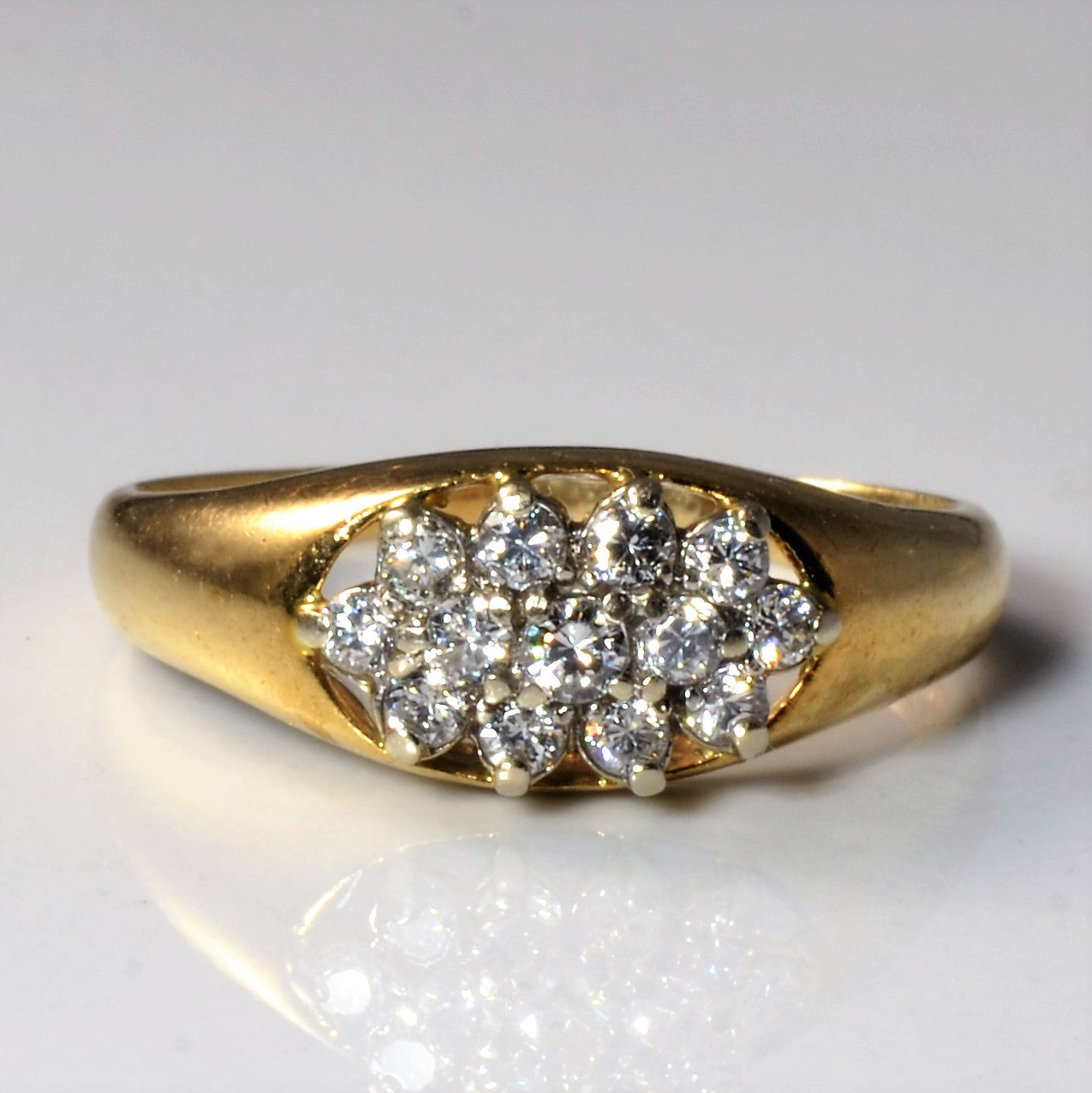 Cluster Diamond Ring | 0.33ctw | SZ 5.5 |