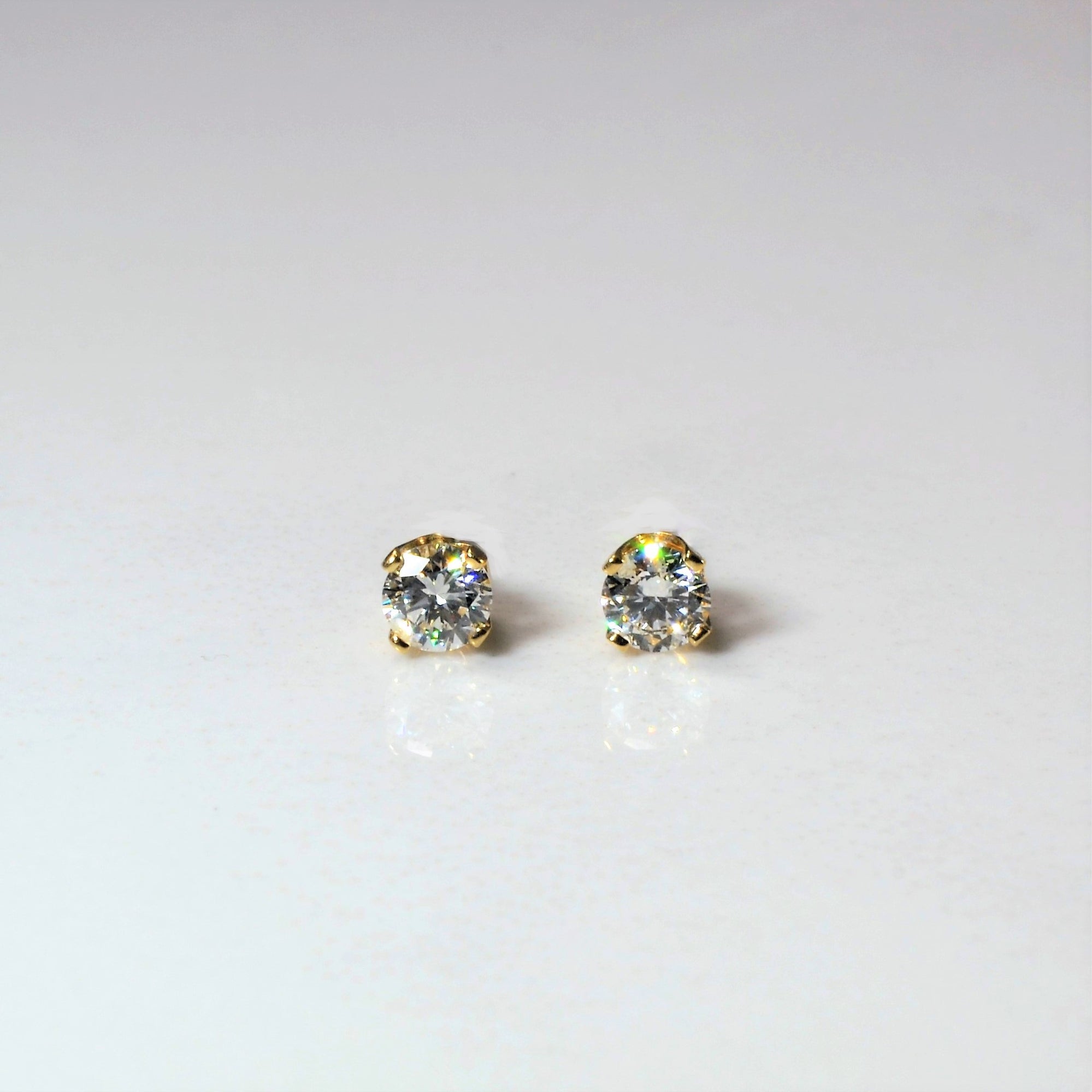 Diamond Stud Earrings | 0.28ctw |