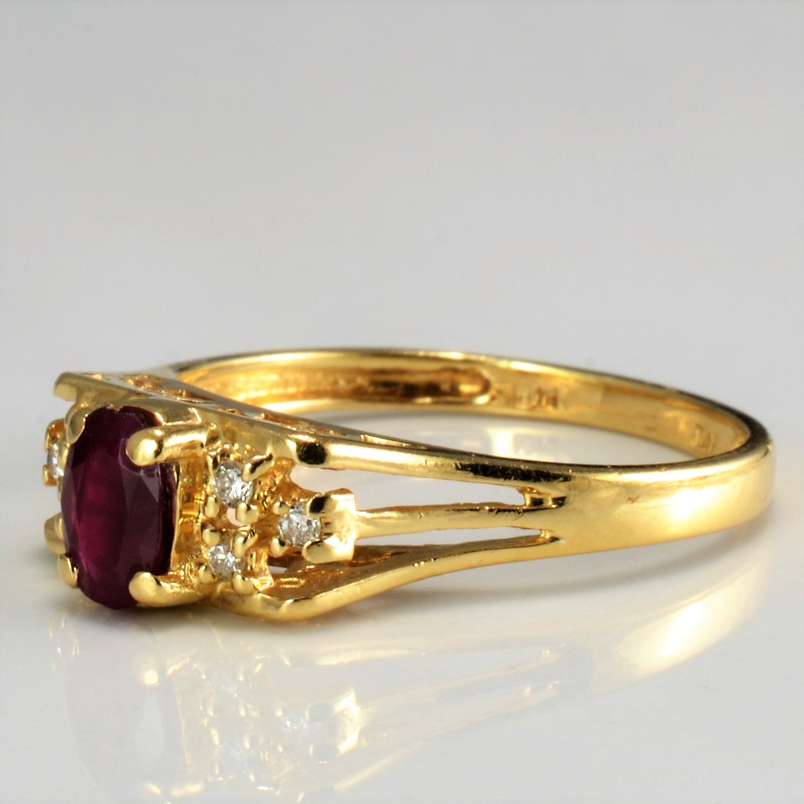 Ruby & Diamond Ladies Ring | 0.06 ctw, SZ 7 |