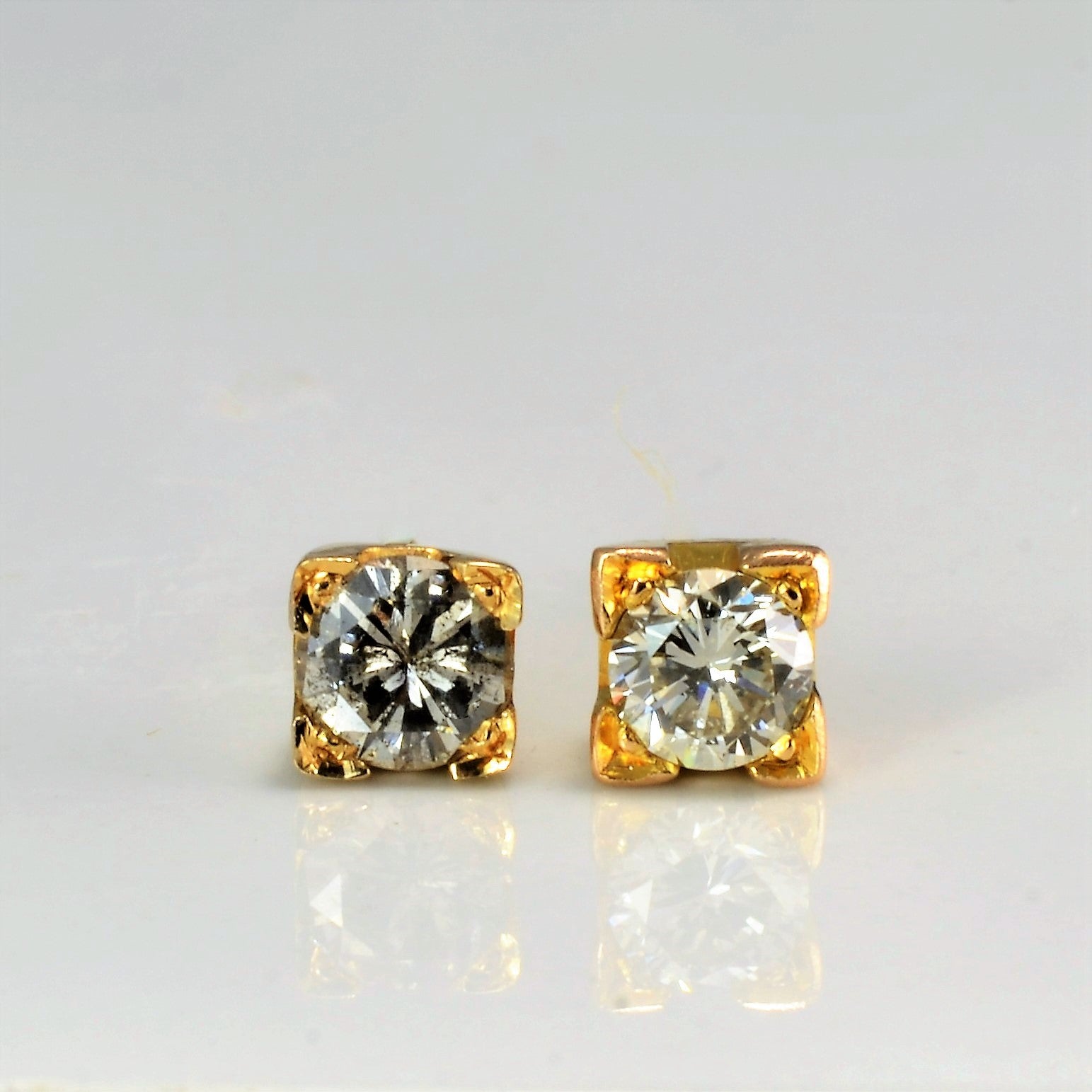 V Prong Diamond Stud Earrings | 0.40 ctw |