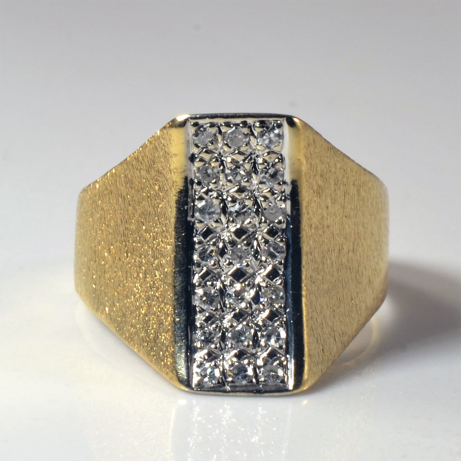 Tapered Pave Cluster Diamond Ring | 0.21ctw | SZ 5.75 |