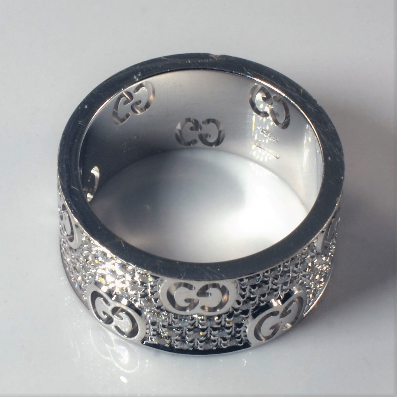 Gucci' White Gold Icon Diamond Stardust Eternity Band | 0.56ctw | SZ 5.75 |