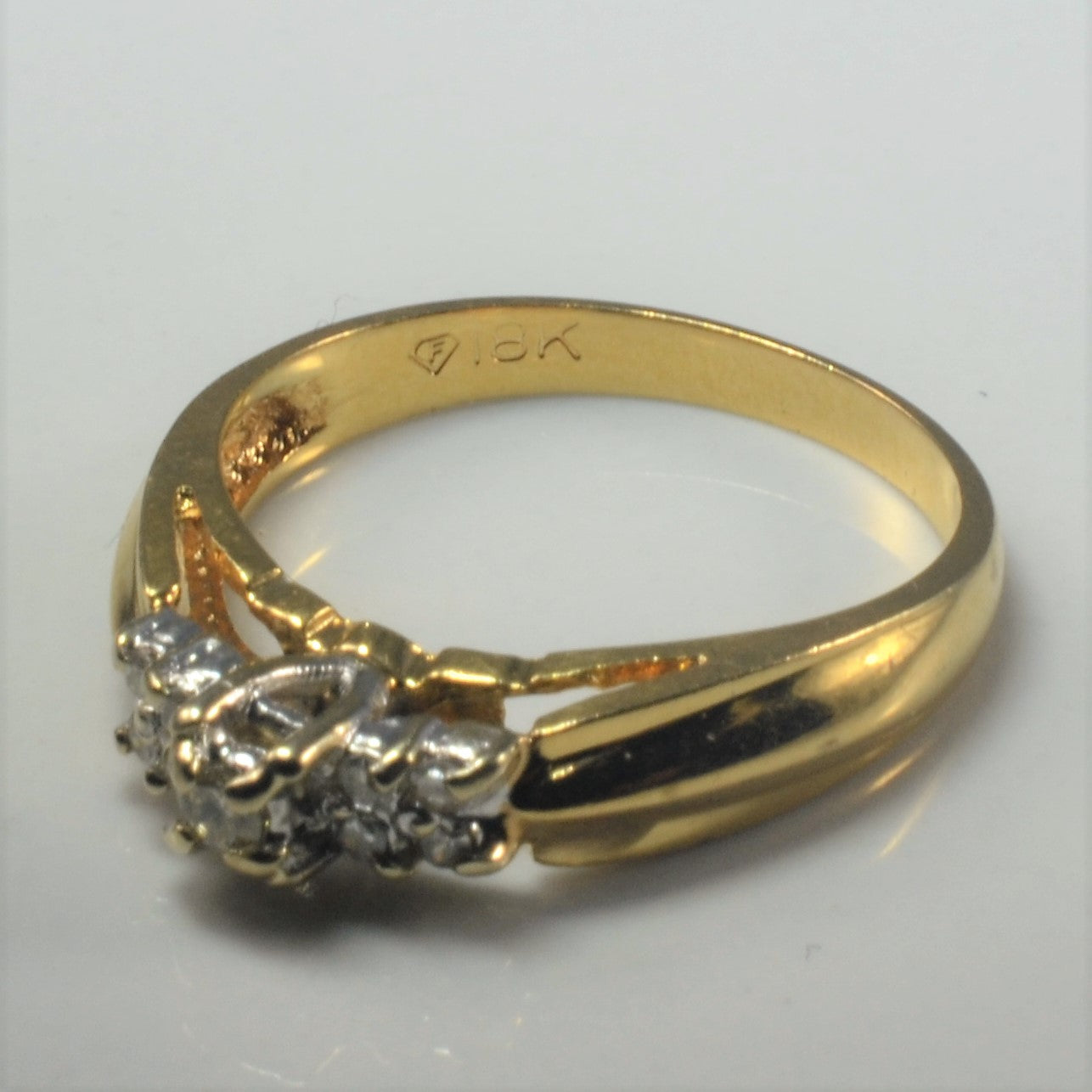 Side Cluster Diamond Ring | 0.11ctw | SZ 6 |
