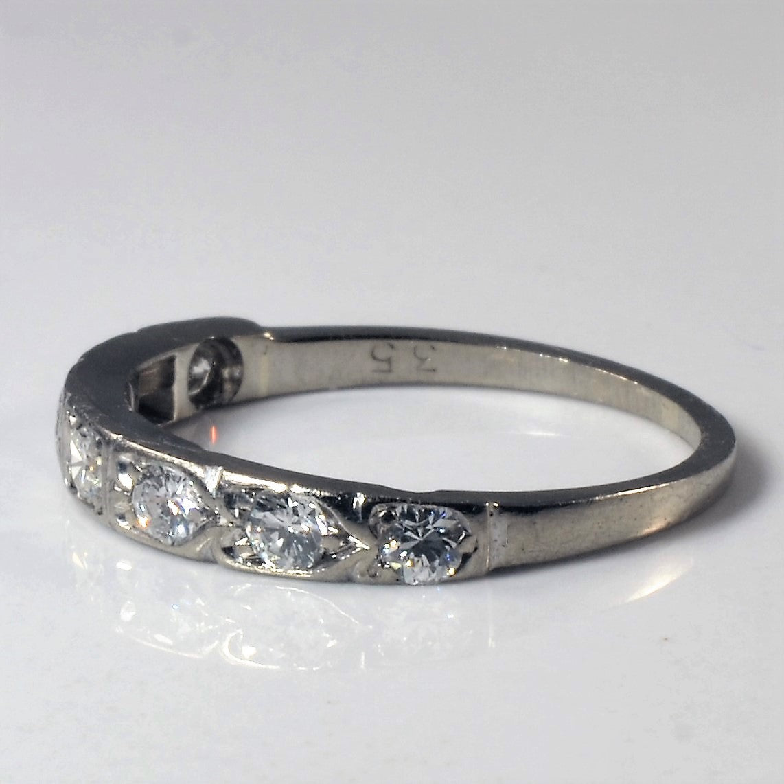 Art Deco Diamond Wedding Band | 0.28ctw | SZ 5.75 |