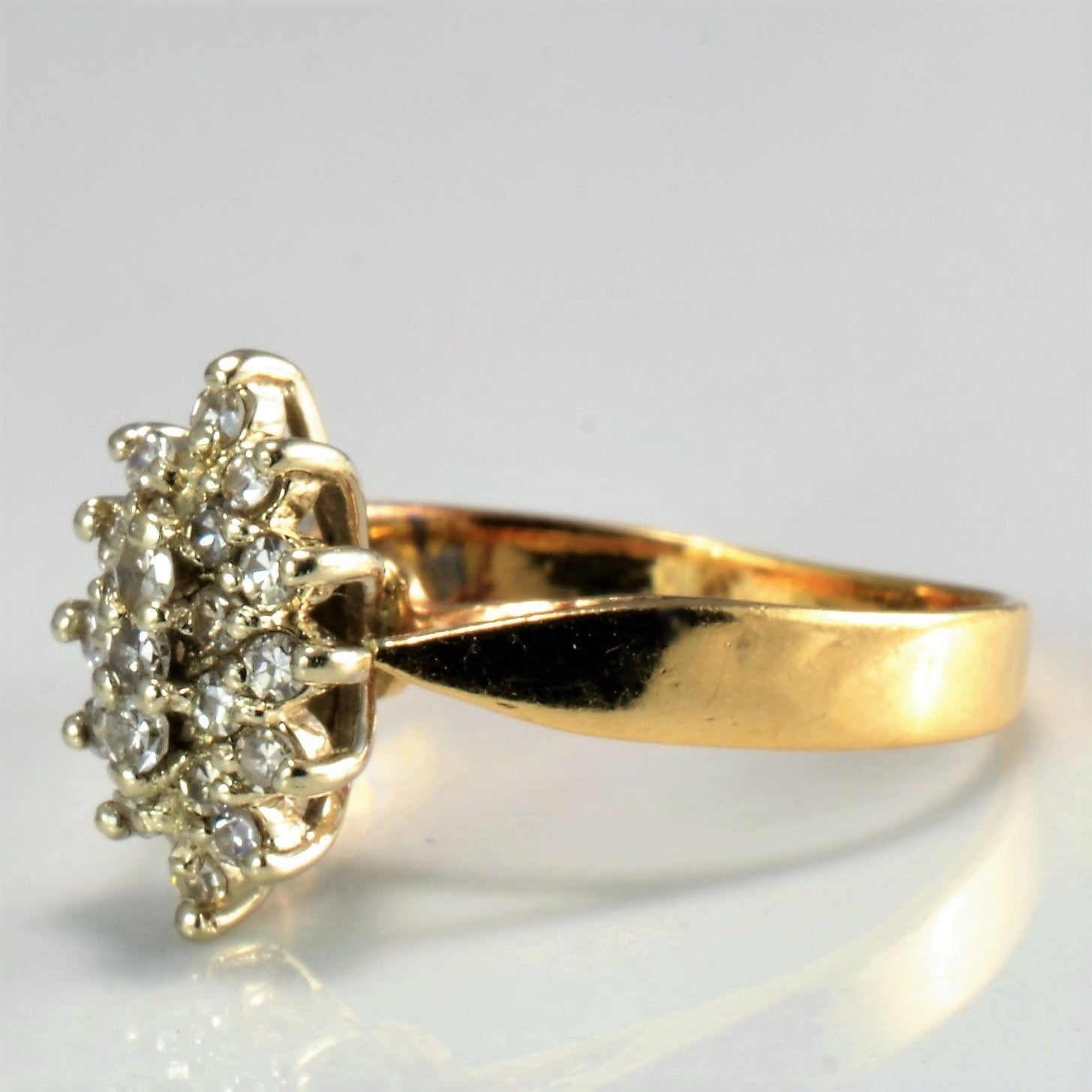 Cluster Diamond Ring | 0.25 ctw, SZ 5.5 |