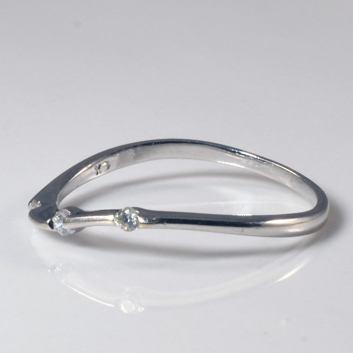 Three Stone Diamond Wave Ring | 0.05ctw | SZ 7 |
