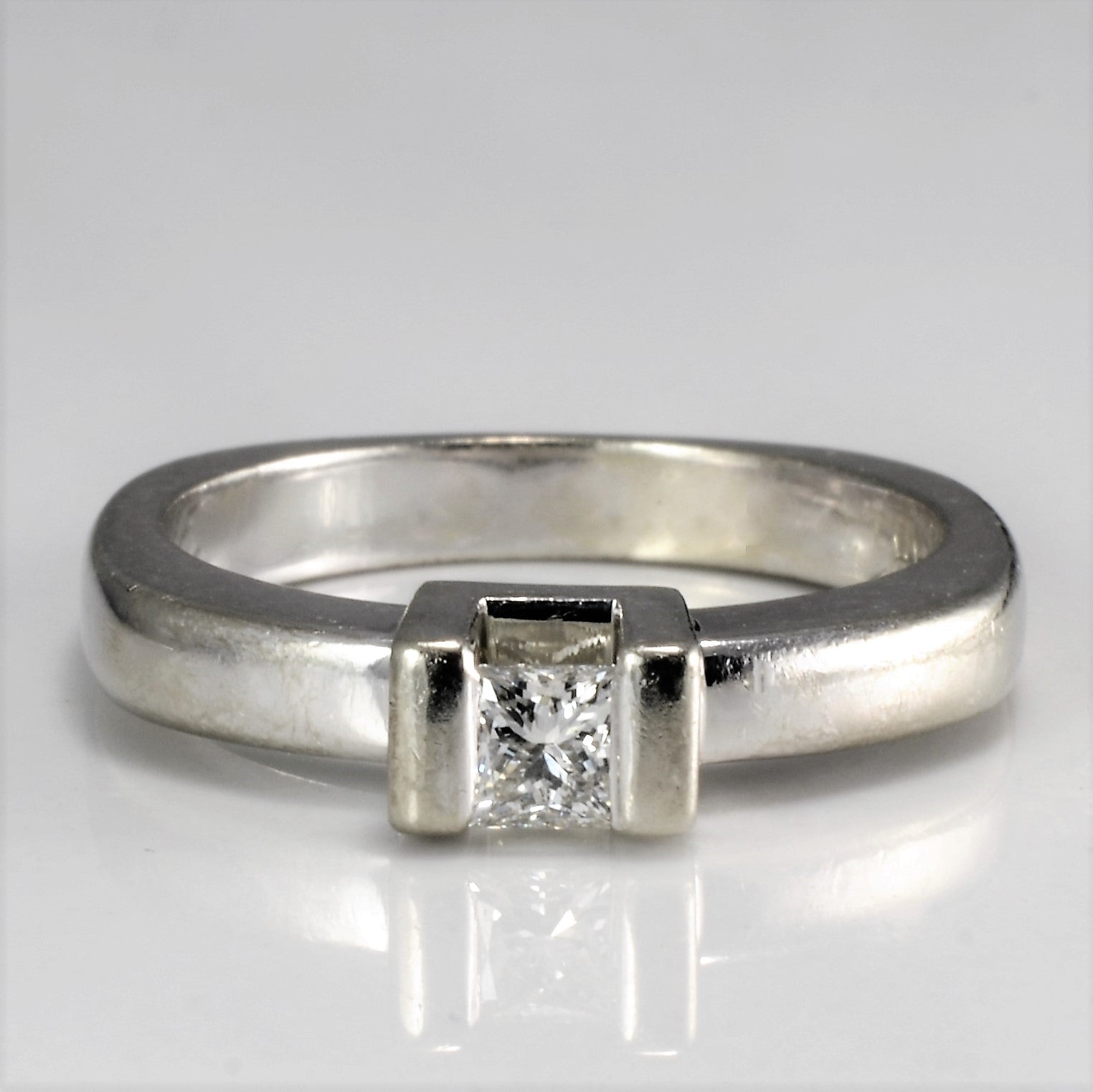 Semi Bezel Diamond Ring | 0.21 ct, SZ 6.5 |