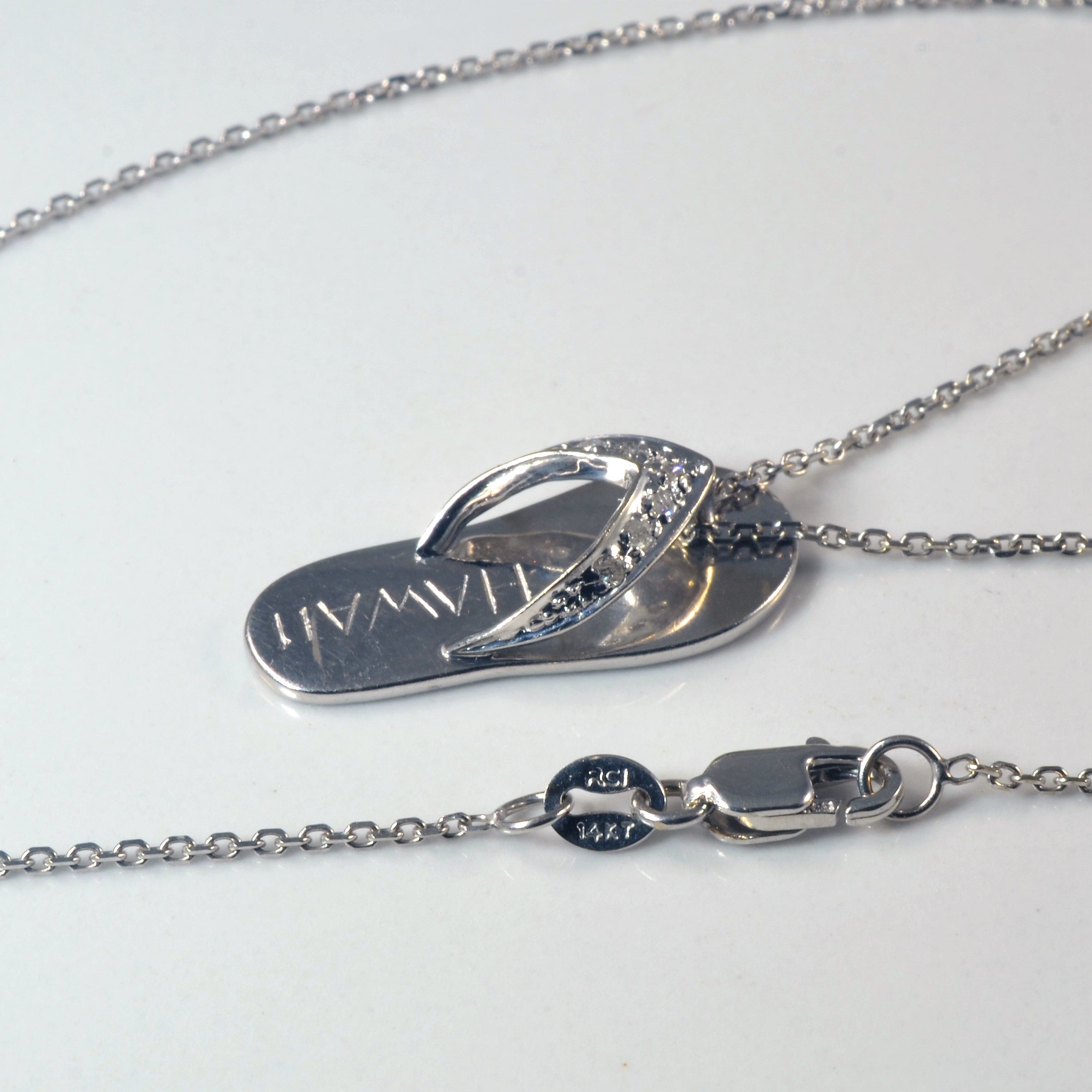 Hawaiian Diamond Flip Flop Necklace | 0.07ctw | 18" |