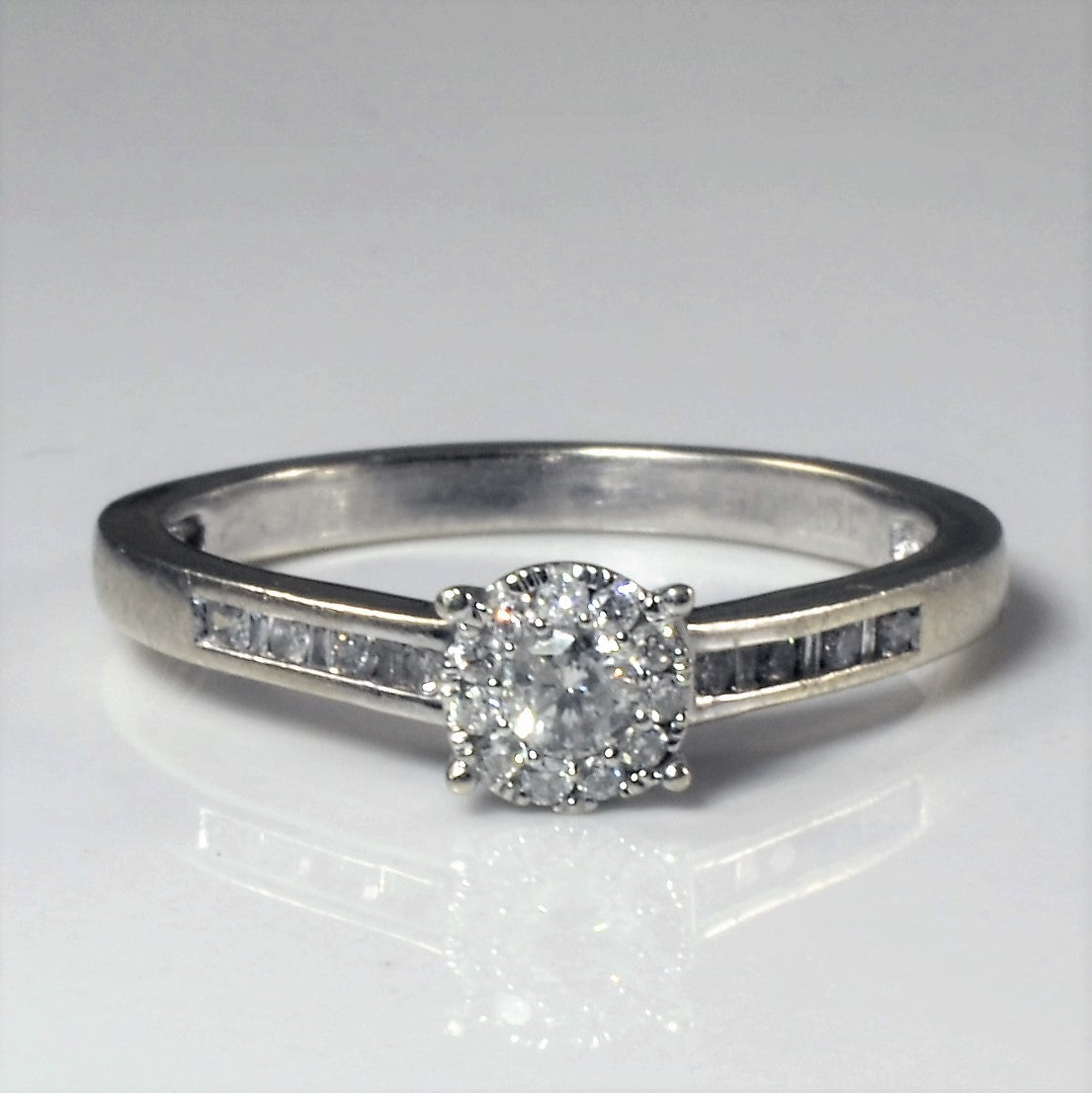 Diamond Cluster Solitaire Style Ring | 0.24ctw | SZ 7.5 |