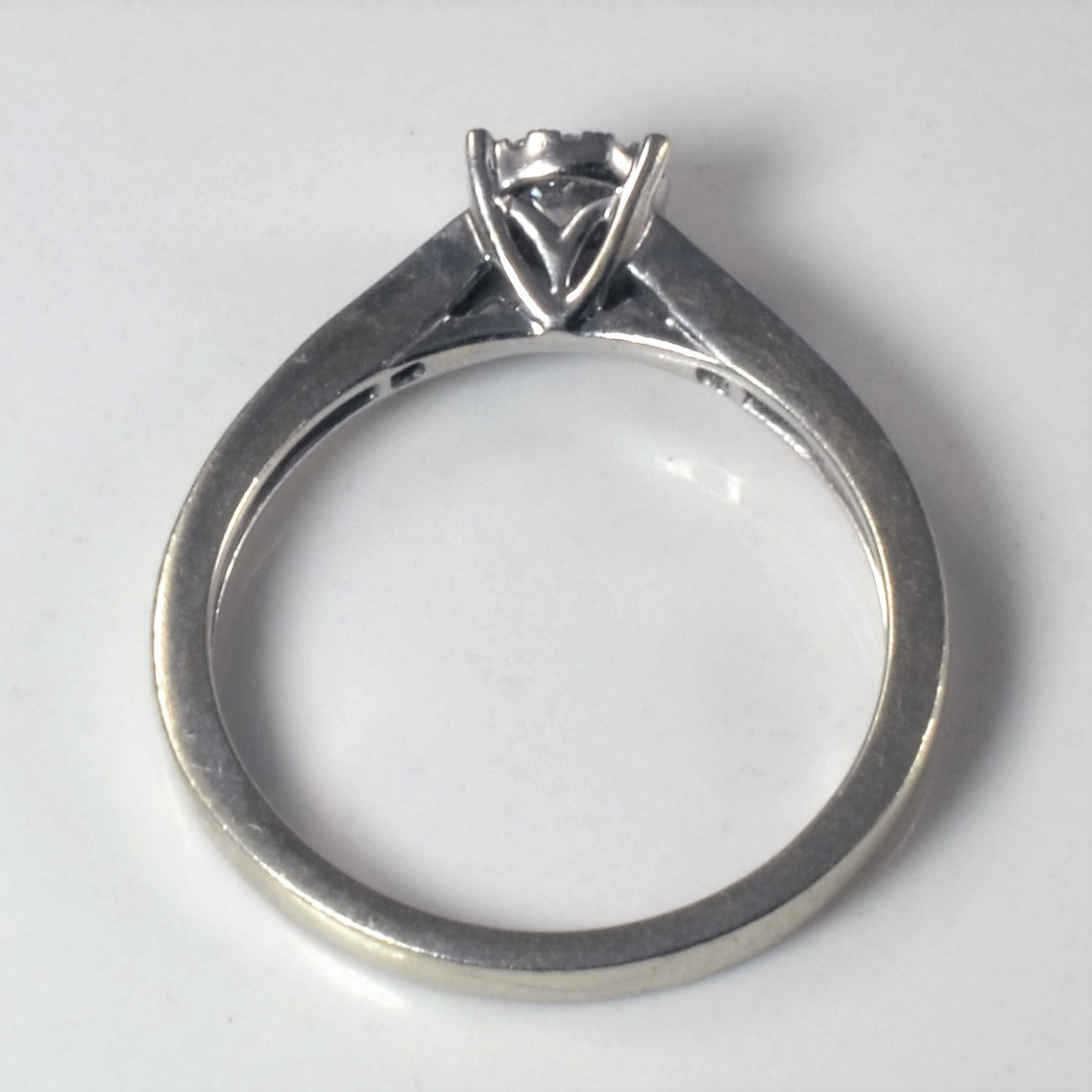 Diamond Cluster Solitaire Style Ring | 0.24ctw | SZ 7.5 |