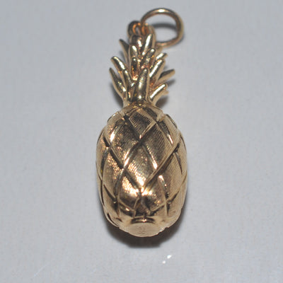 Retro Era Gold Pineapple Charm Pendant |