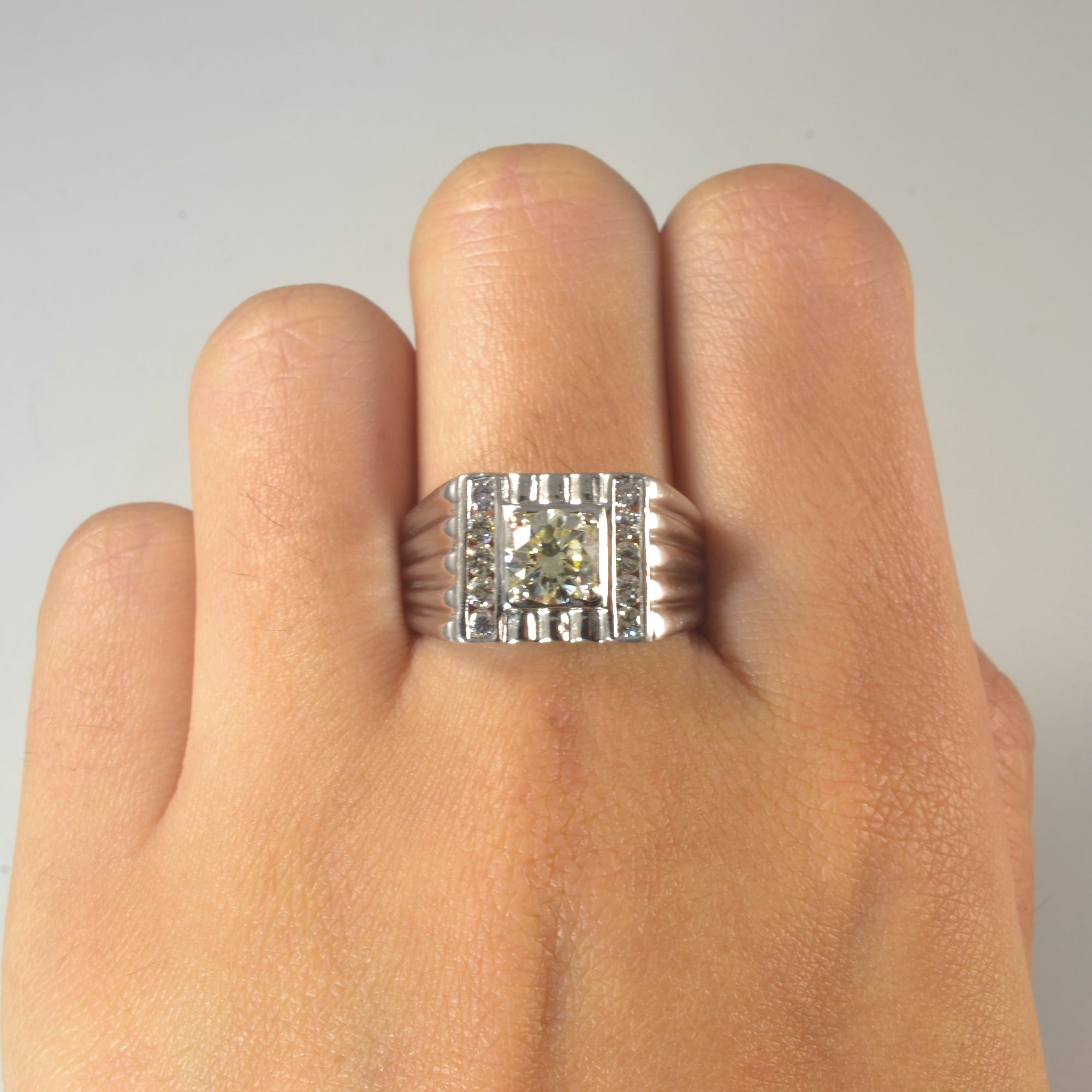 Grid Texture Diamond Wide Ring | 1.46ctw | SZ 9 |