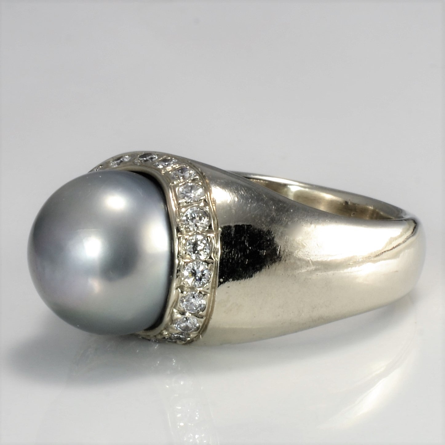 Pearl & Diamond Ladies Dome Ring | 0.42 ctw, SZ 7 |