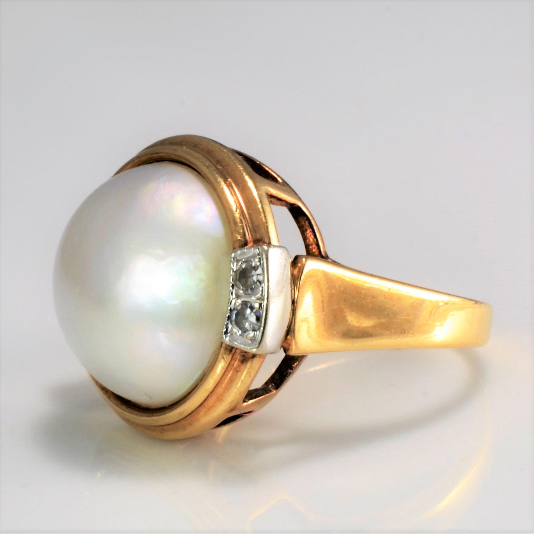 Bezel Set Pearl & Diamond Vintage Ring | 0.06ctw | SZ 5.5 |