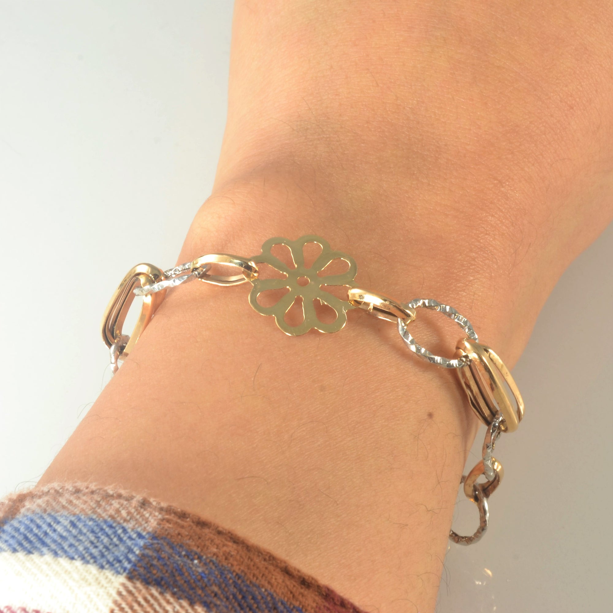 Flower Gold Chain Bracelet | 8.5