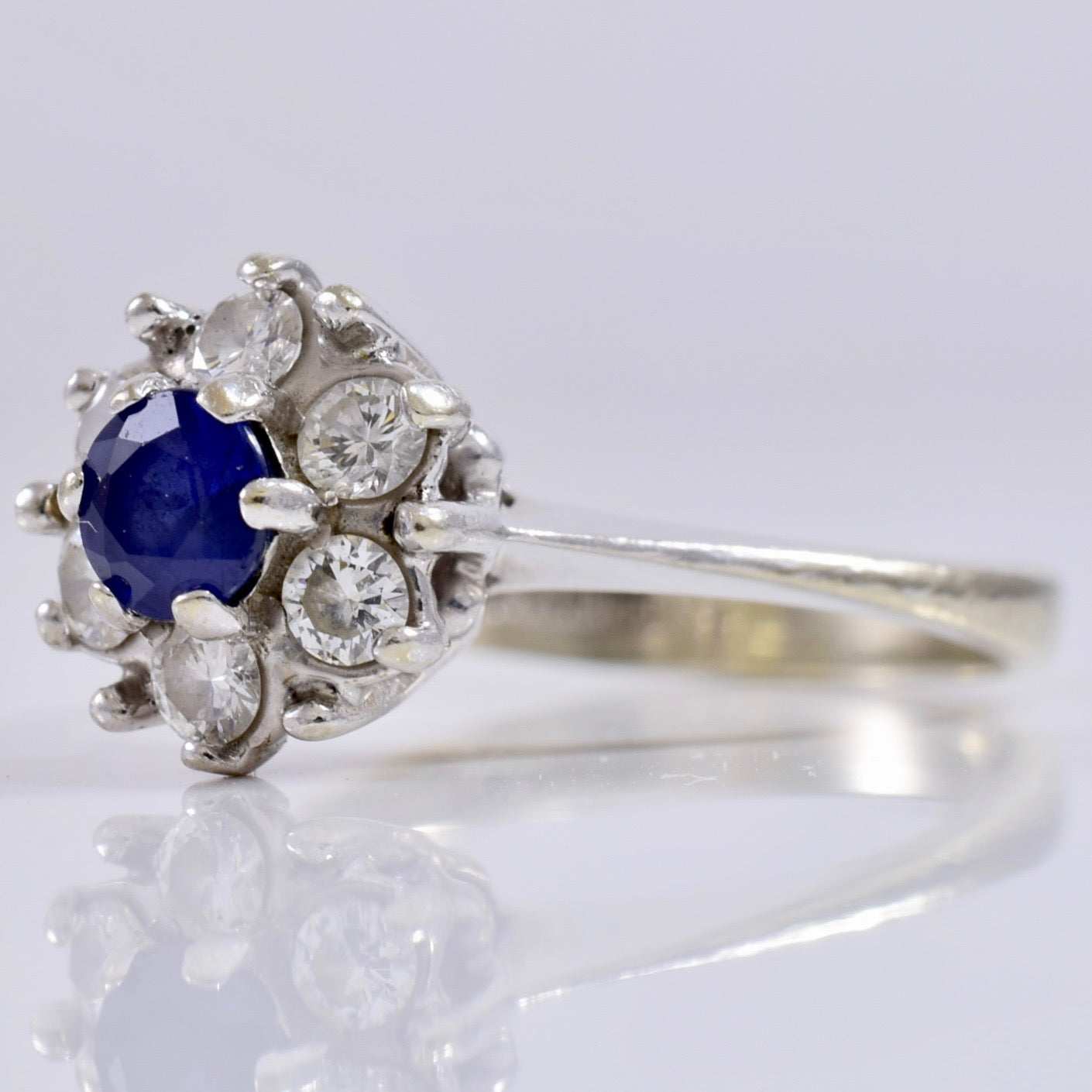 Sapphire and Diamond Cluster Ring | 0.30 ctw SZ 4.75 |