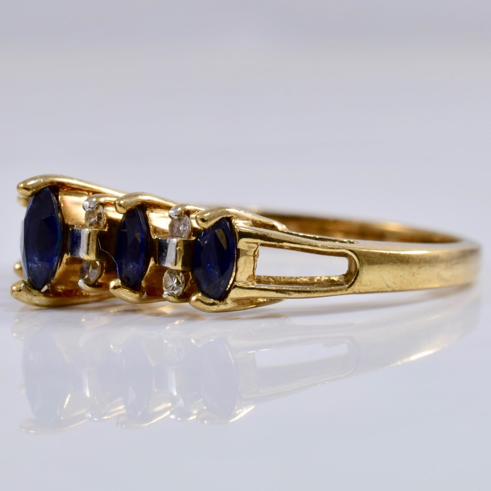 High Set Sapphire and Diamond Ring | 0.08 ctw SZ 7 |
