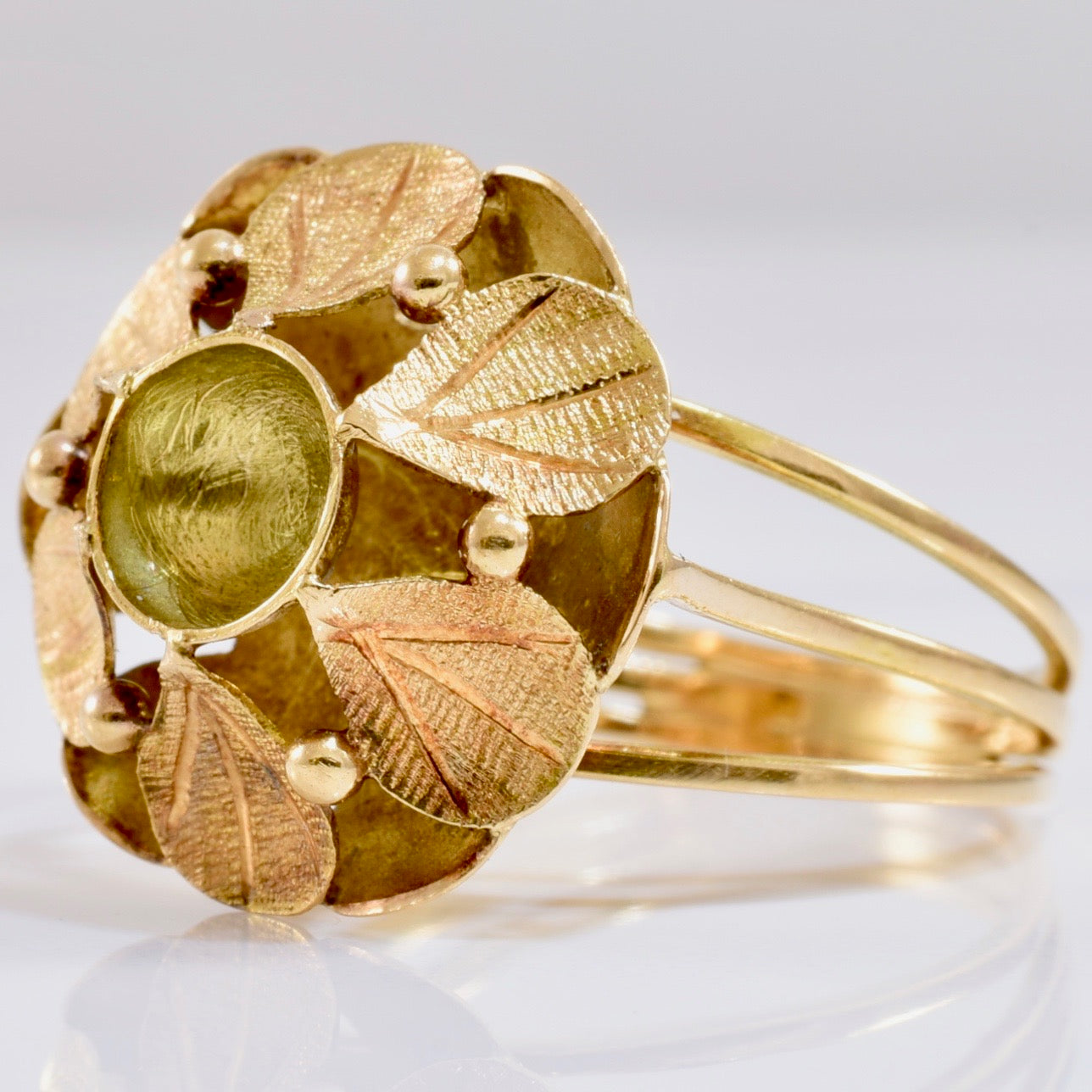 Gold Floral Ring | SZ 7.5 |