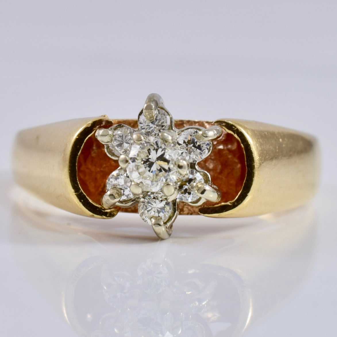 Floral Diamond Cluster Ring | 0.16 ctw SZ 5.25 |