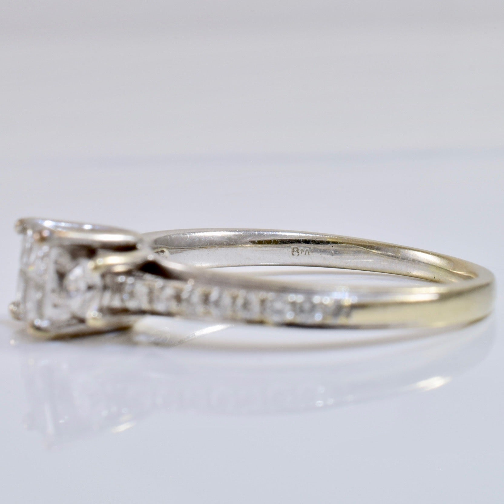Diamond Engagement Ring | 0.73 ctw SZ 8.5 |