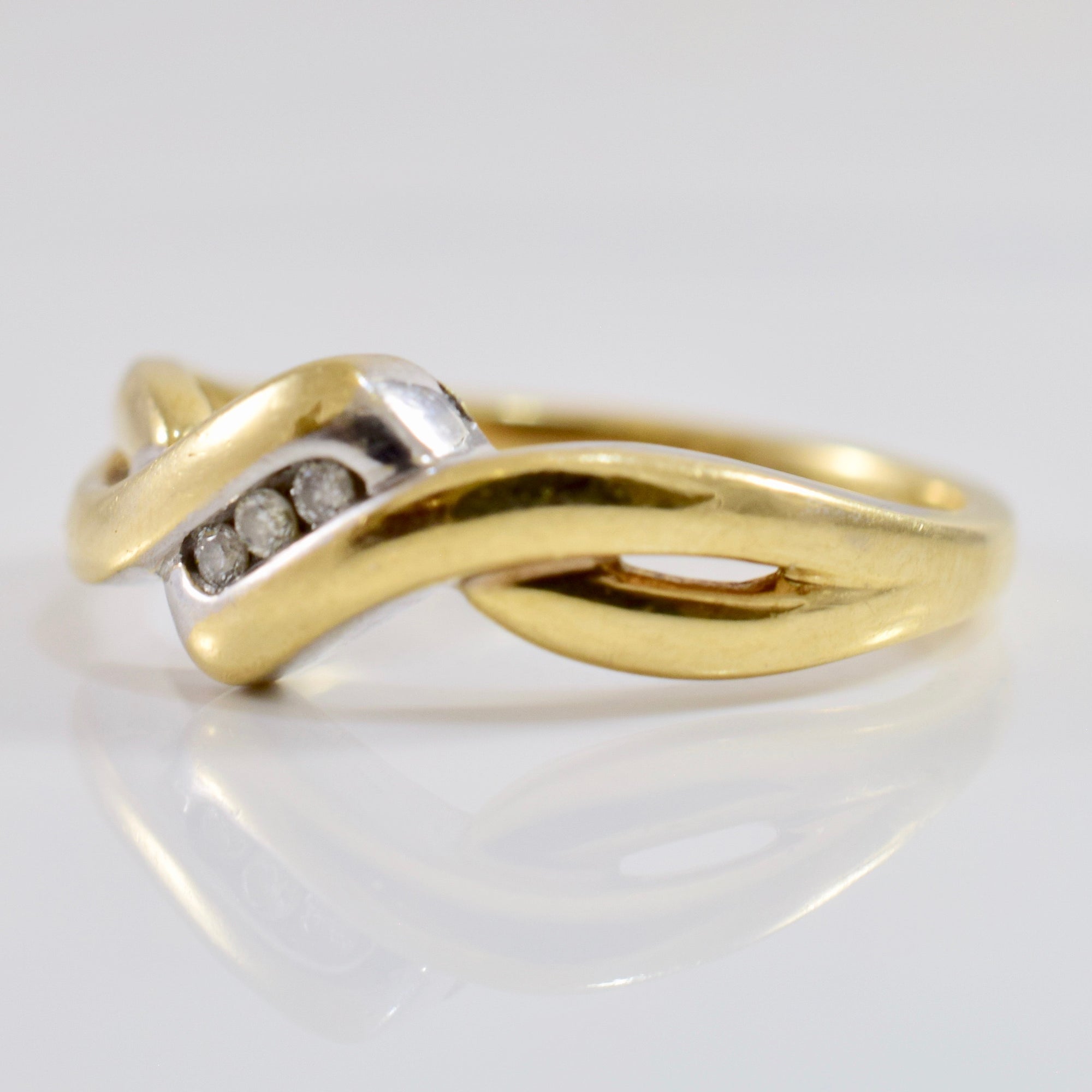 Twisted Diamond Bypass Ring | 0.03 ctw SZ 6.75 |