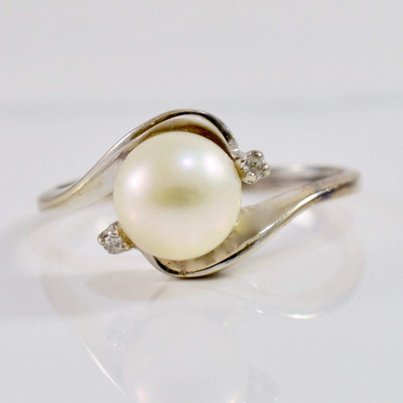 Pearl and Diamond Bypass Ring | 0.01 ctw SZ 8 |