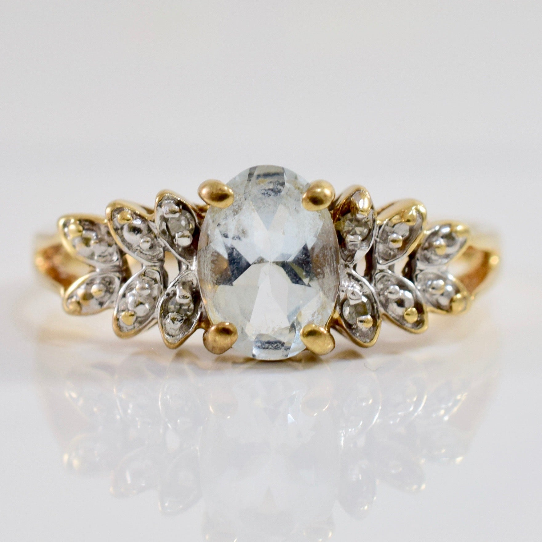 Aquamarine and Diamond Ring | 0.02 ctw SZ 6.25 |