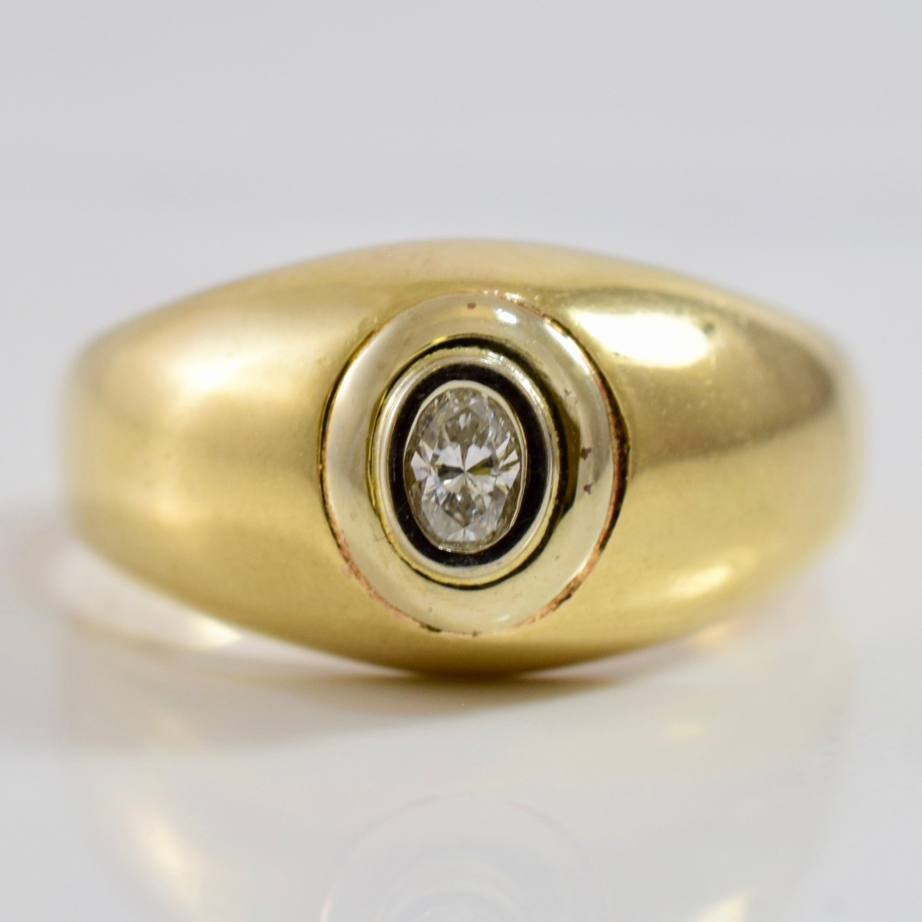 Bezel Set Oval Diamond Ring | 0.12 ctw SZ 8 |