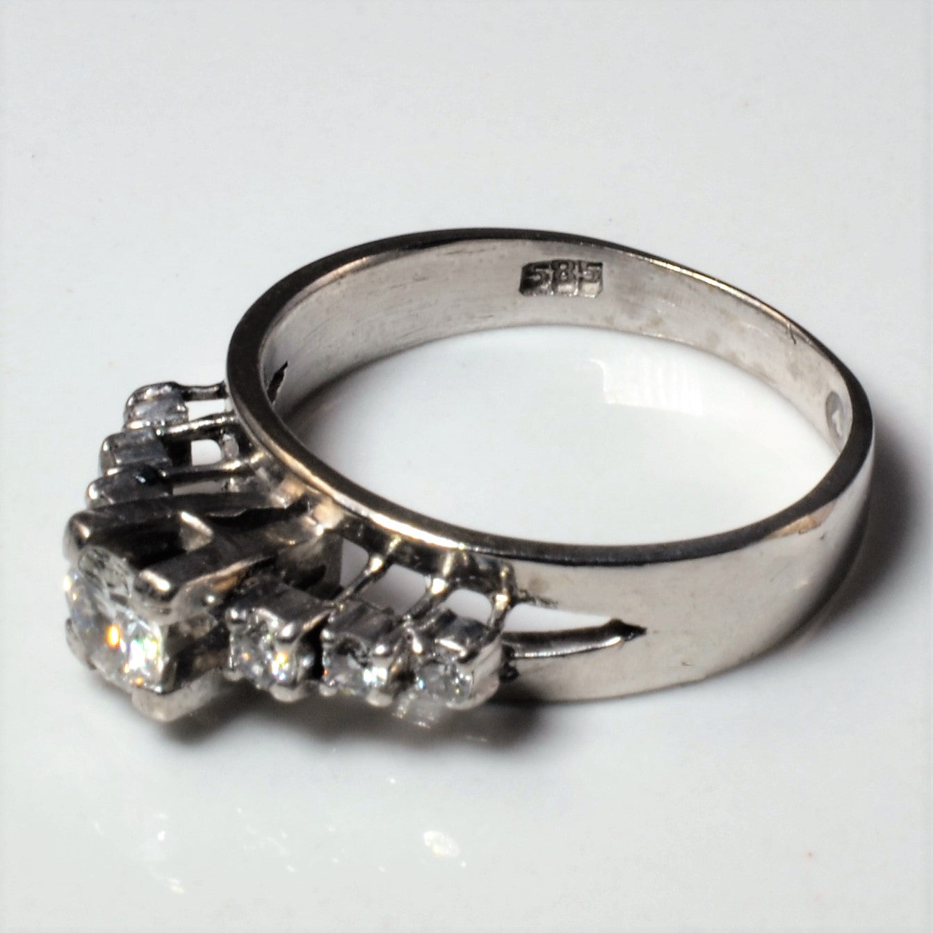 High Set Diamond Ring | 0.43ctw | SZ 5.75 |