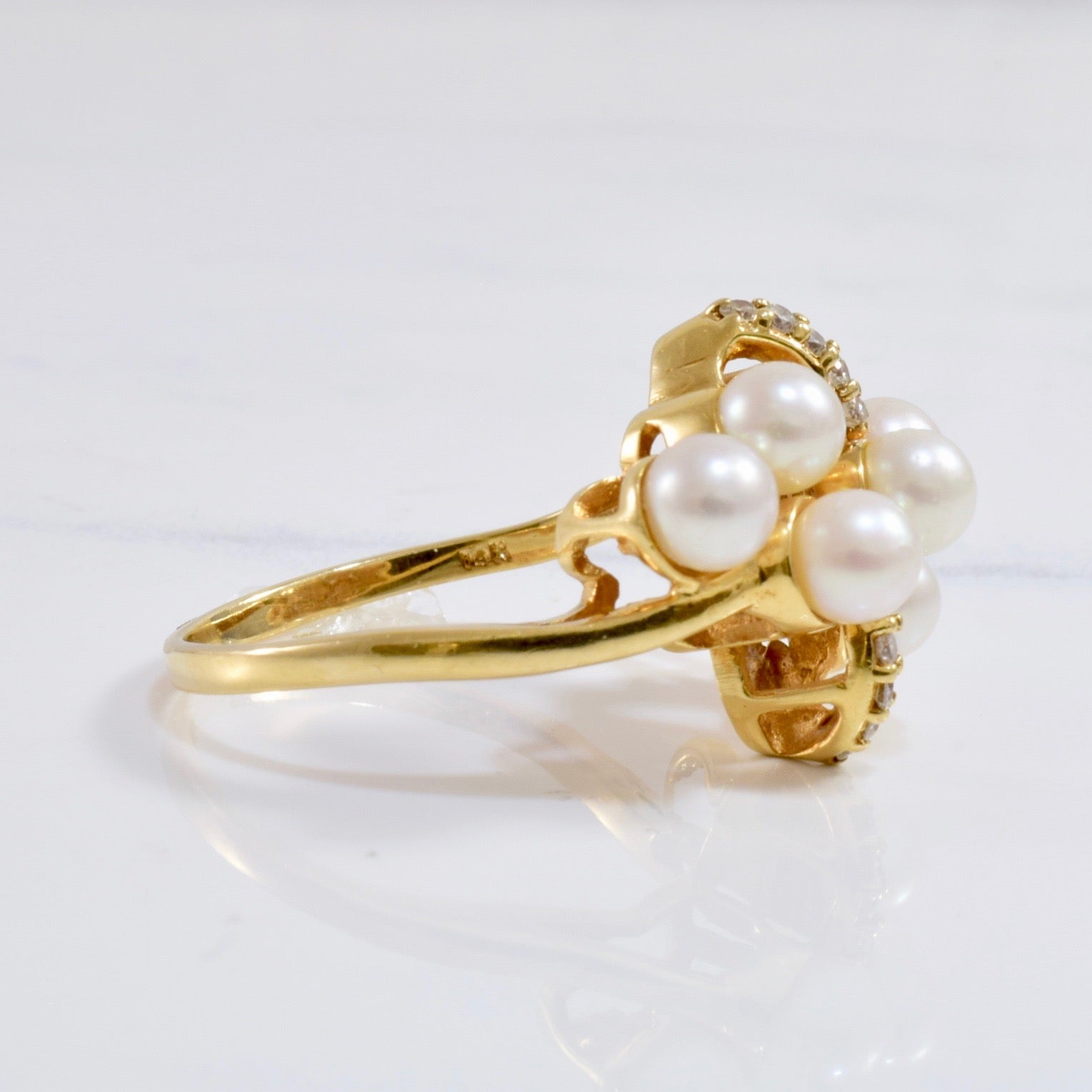 Bypass Pearl and Diamond Ring | 0.10 ctw SZ 8 |