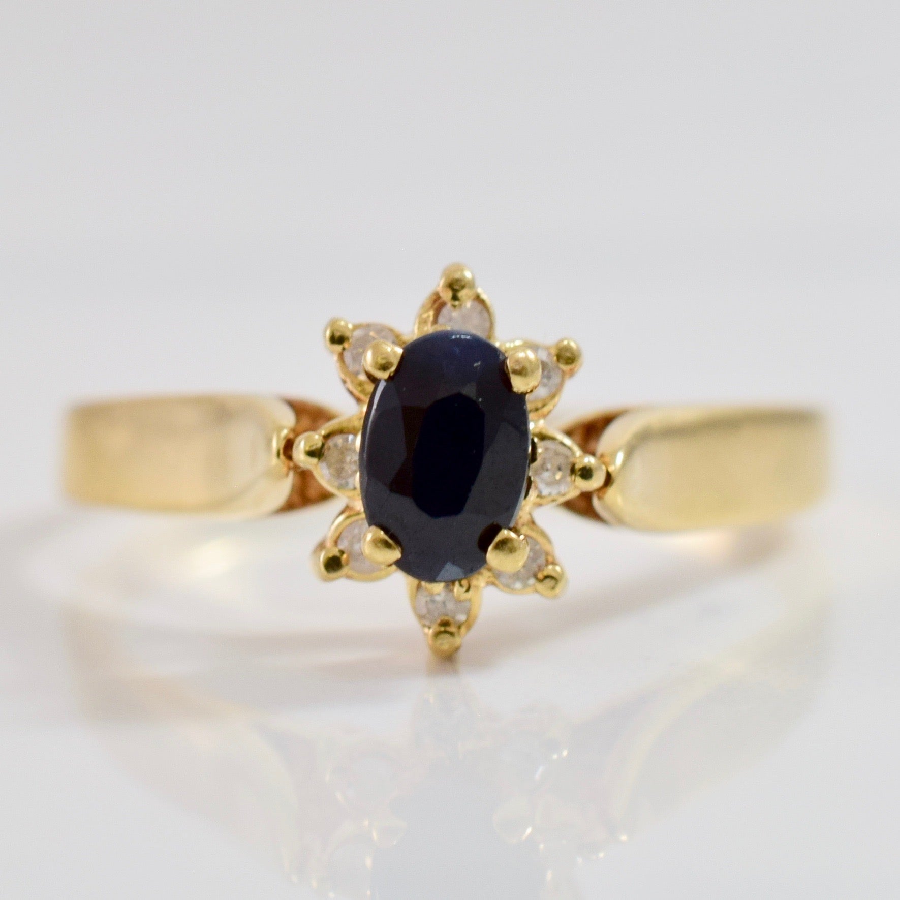 Sapphire and Diamond Cluster Ring | 0.08 ctw SZ 9.75 |