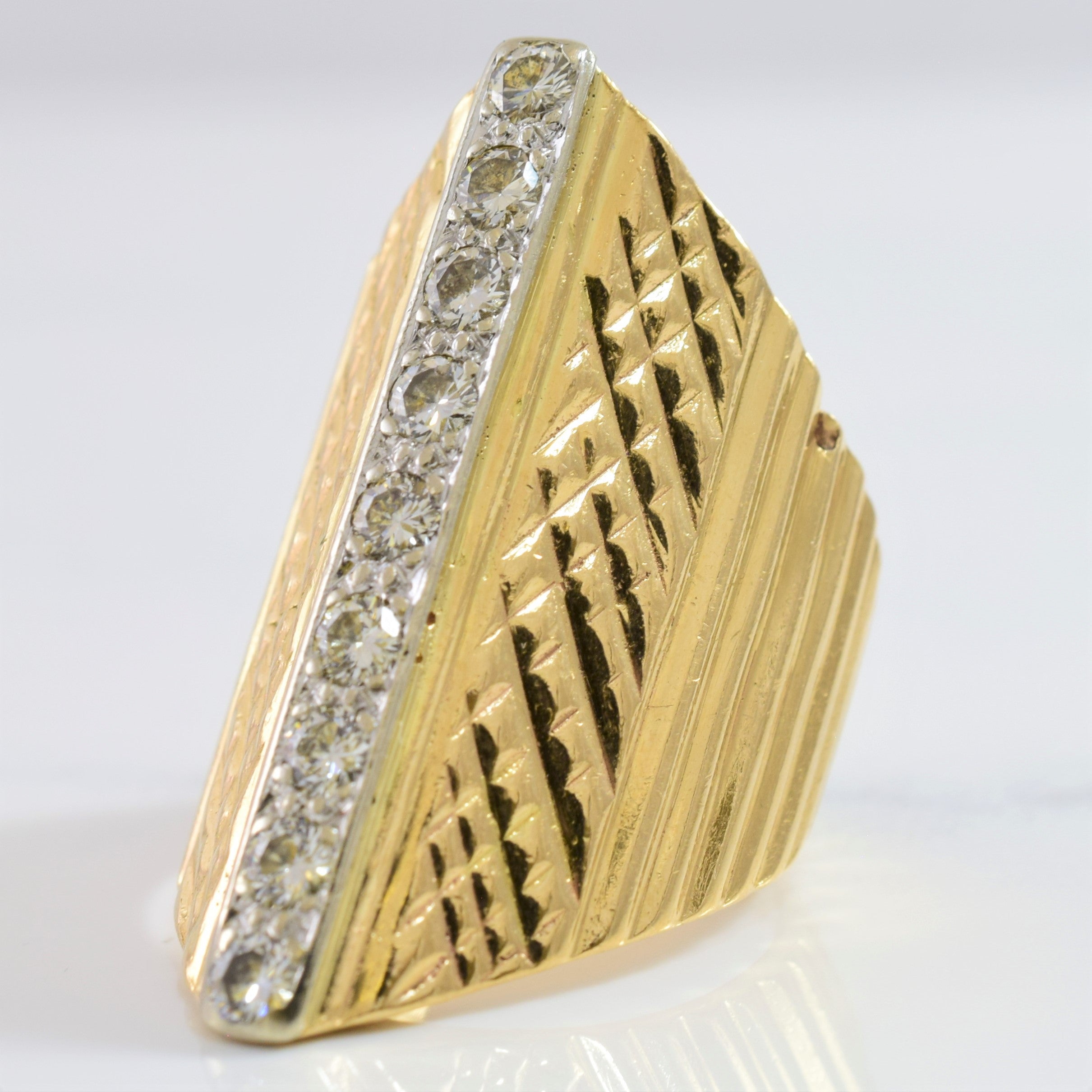 Large Patterned Gold & Diamond Cocktail Ring | 0.72 ctw SZ 7 |