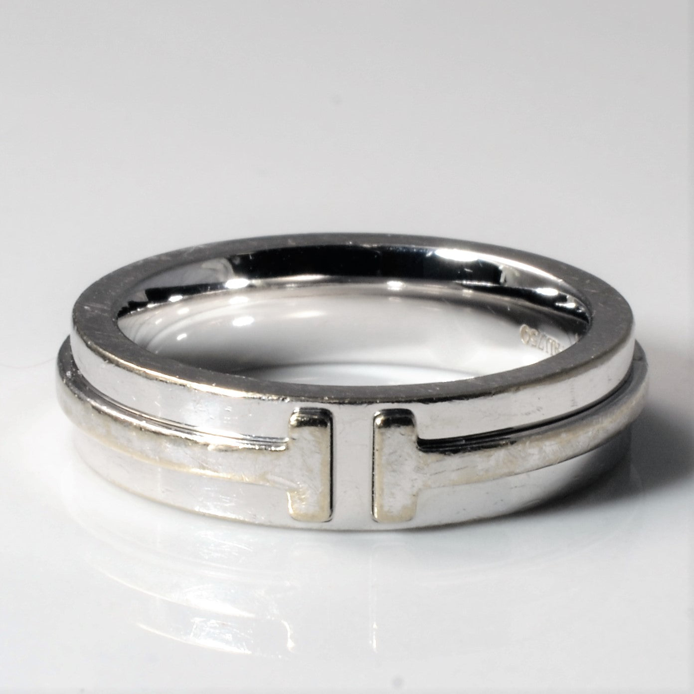 Tiffany & Co.' Narrow T Ring | SZ 4.25 |