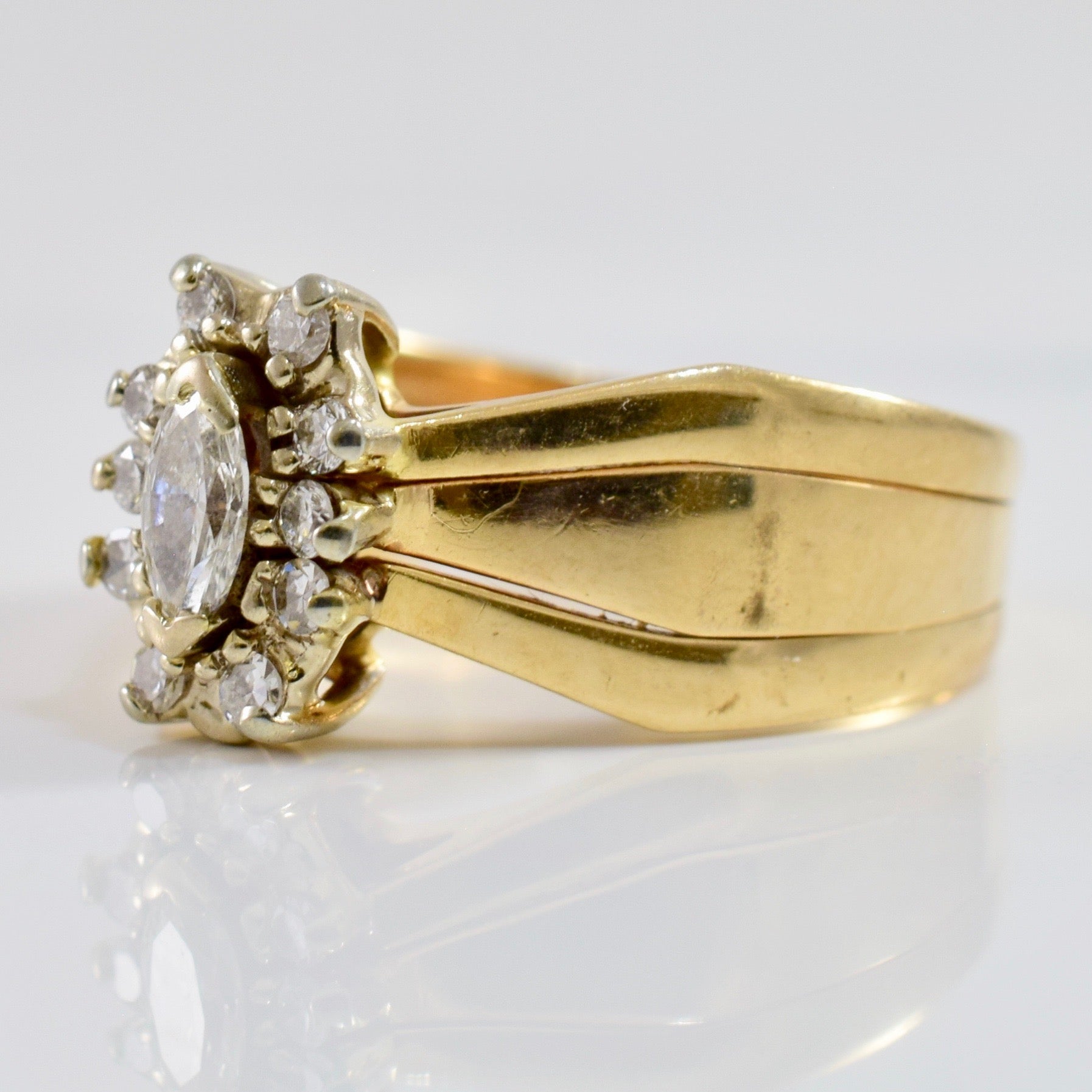 Marquise and Diamond Cluster Ring | 0.32ctw | SZ 6.75 |