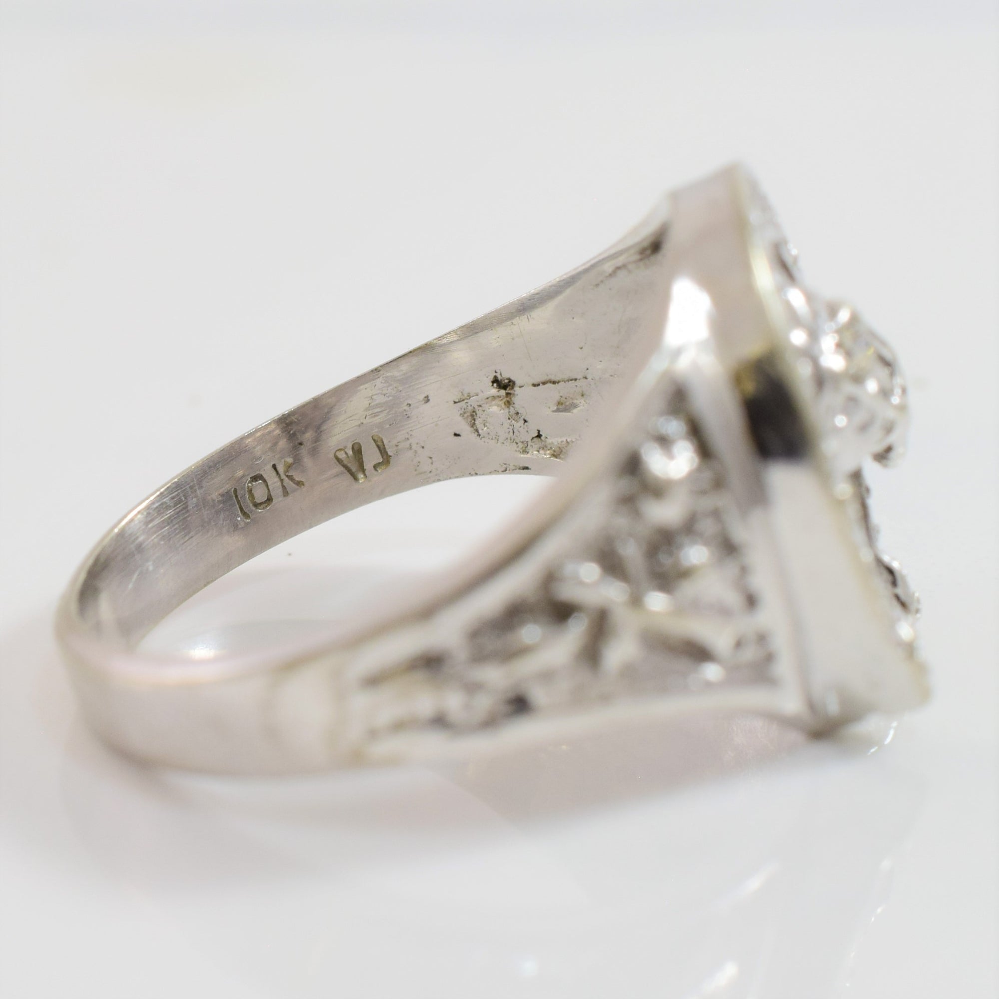 Diamond Horse Ring | 0.14 ctw SZ 9.25 |
